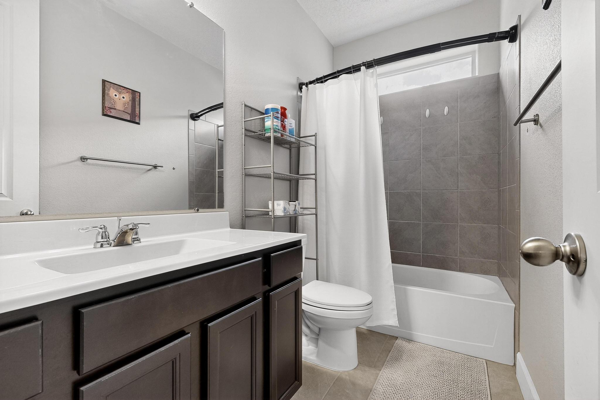 4218 SUMMIT PARK Road NE