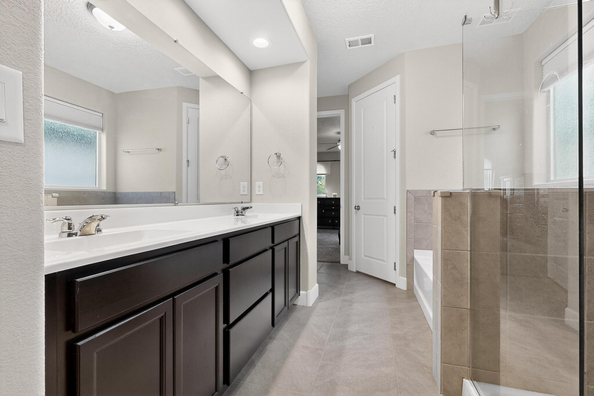 4218 SUMMIT PARK Road NE