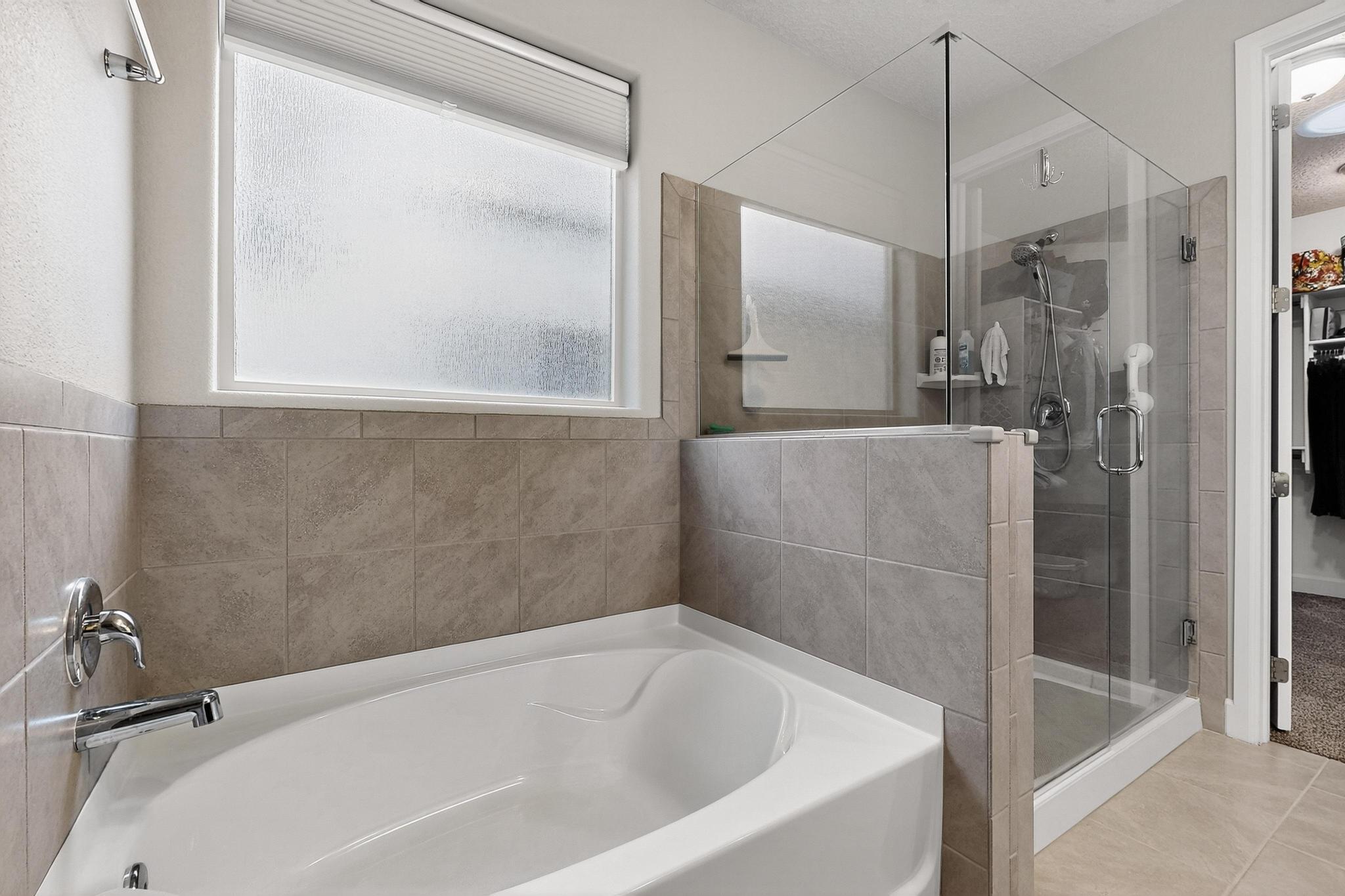 4218 SUMMIT PARK Road NE