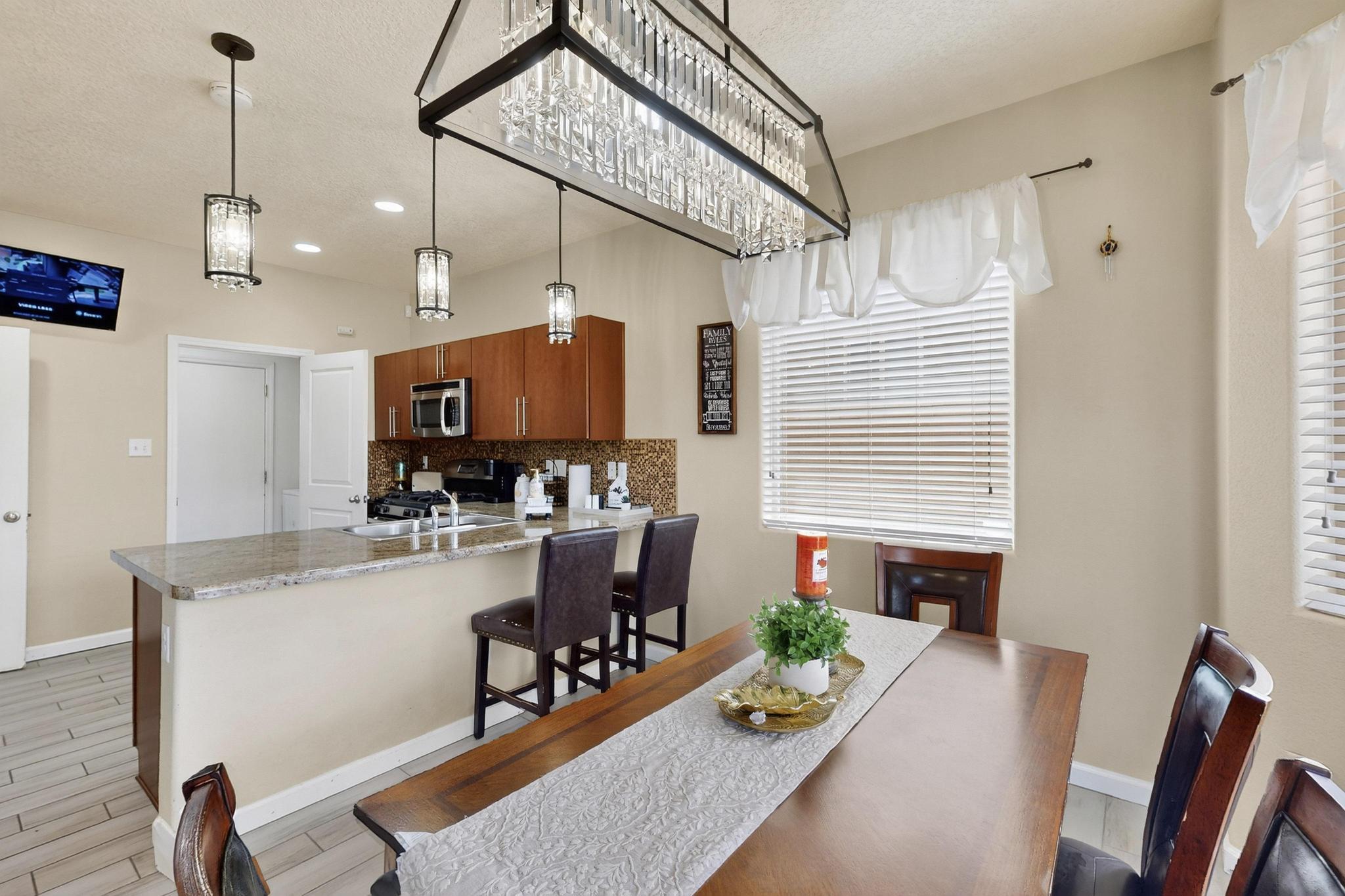 10839 WALNUT CANYON Road SW