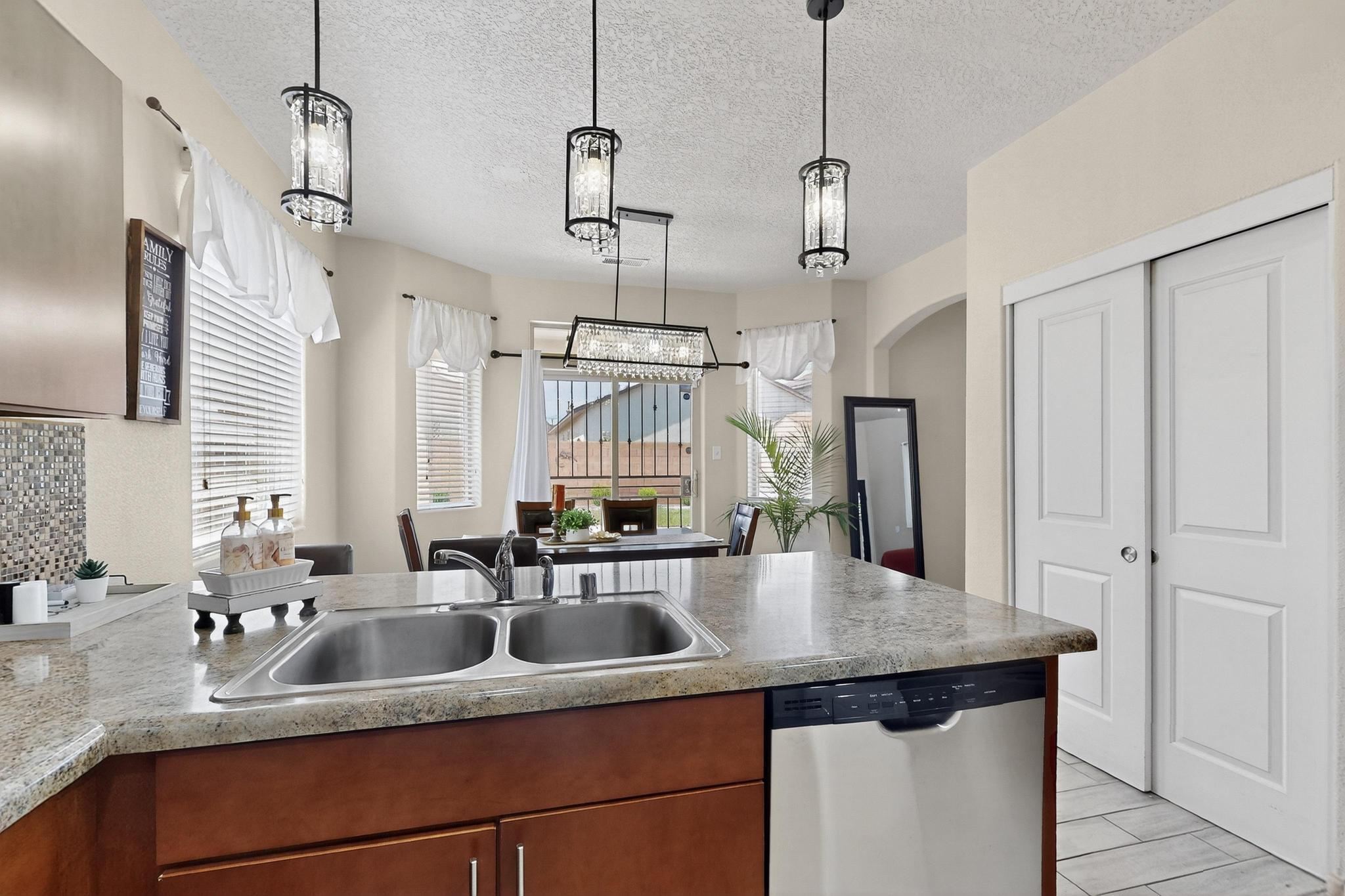 10839 WALNUT CANYON Road SW