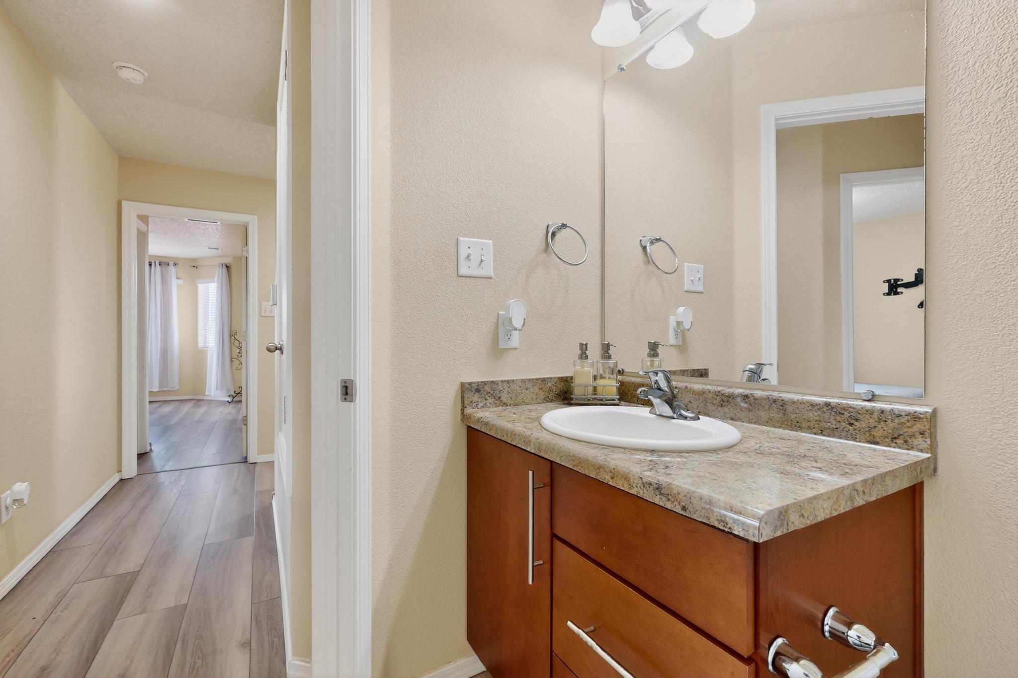 10839 WALNUT CANYON Road SW