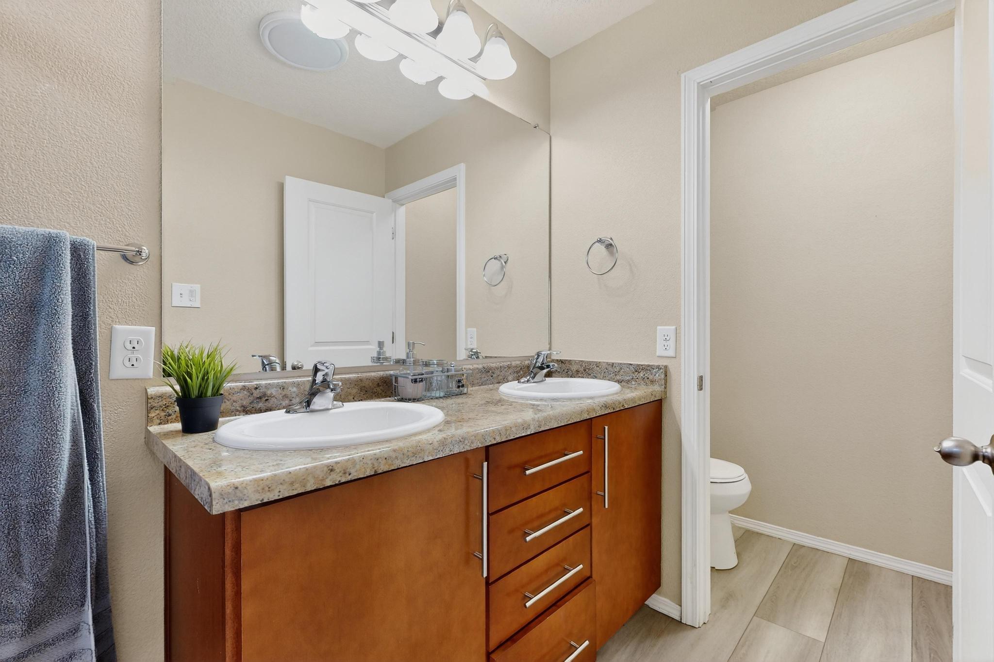 10839 WALNUT CANYON Road SW