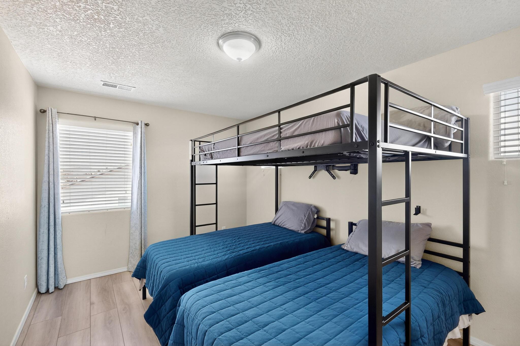 10839 WALNUT CANYON Road SW