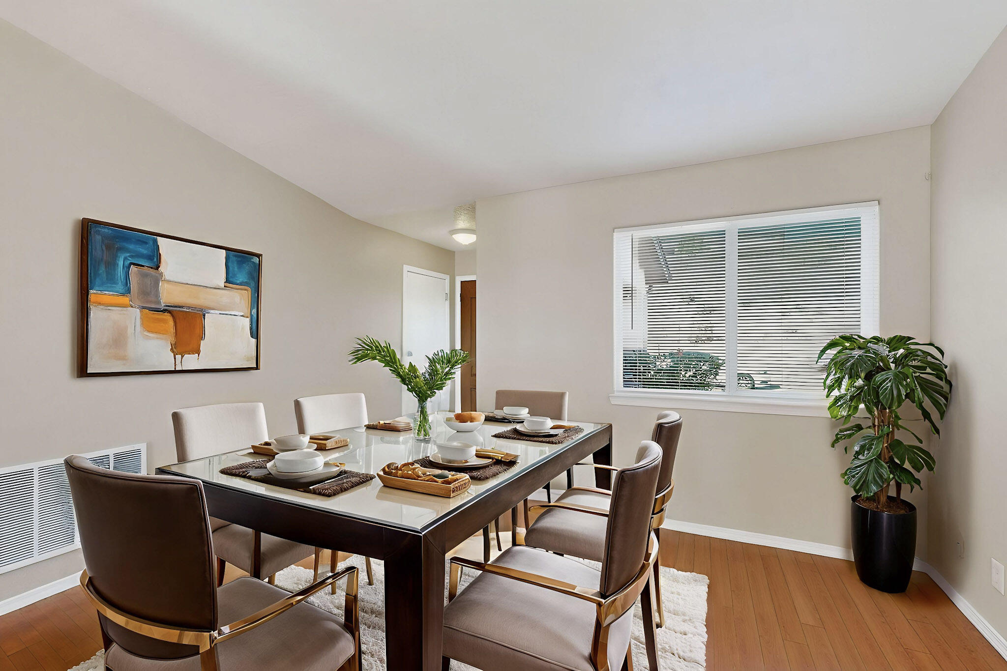 124 Latigo Trail SE