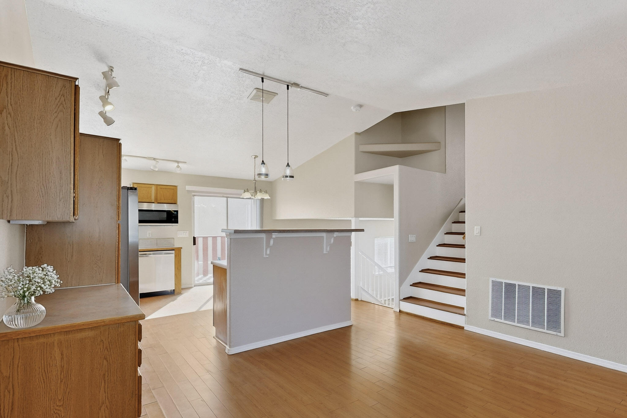 124 Latigo Trail SE
