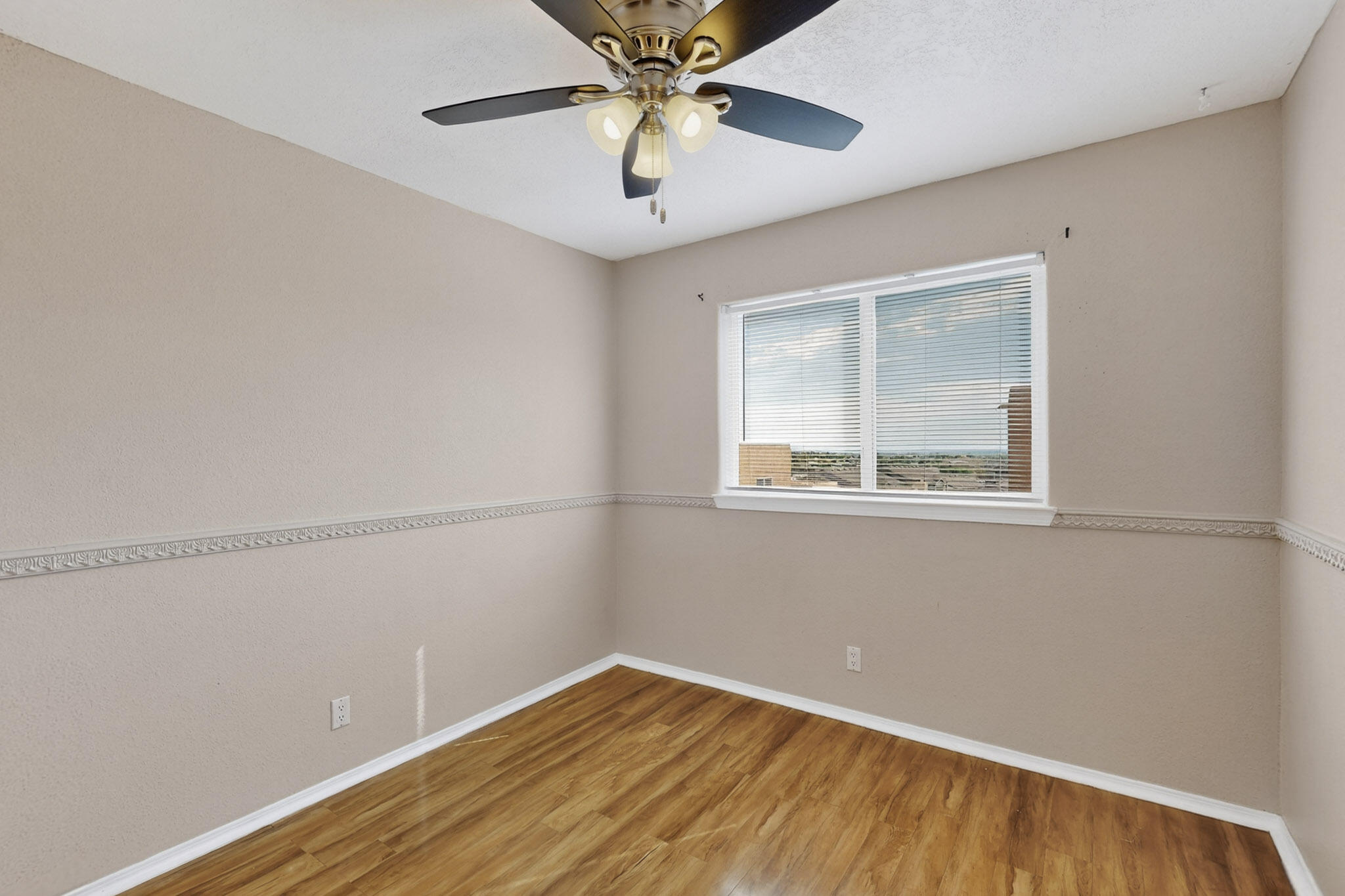124 Latigo Trail SE
