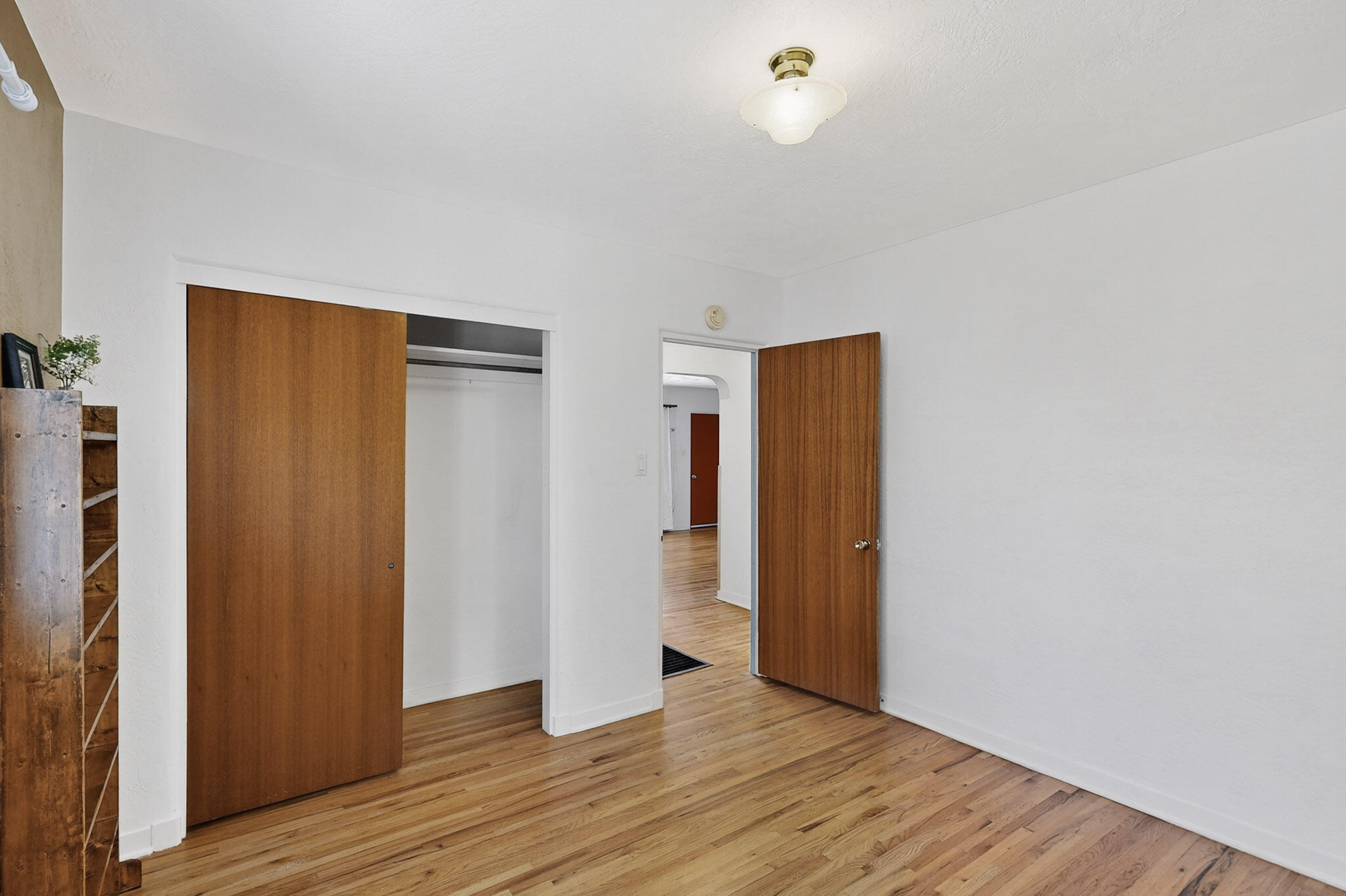 701 Palomas Drive SE