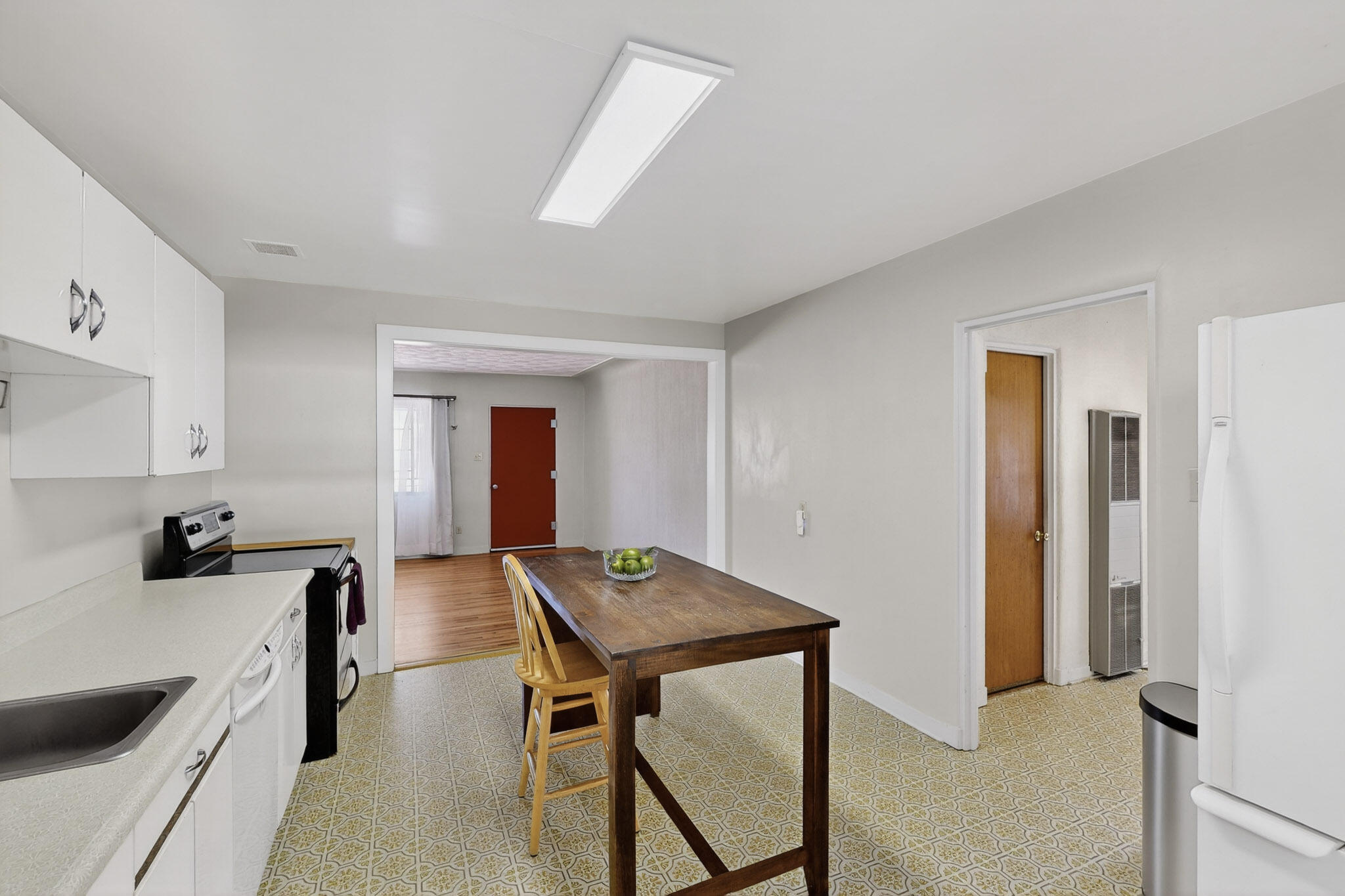 701 Palomas Drive SE