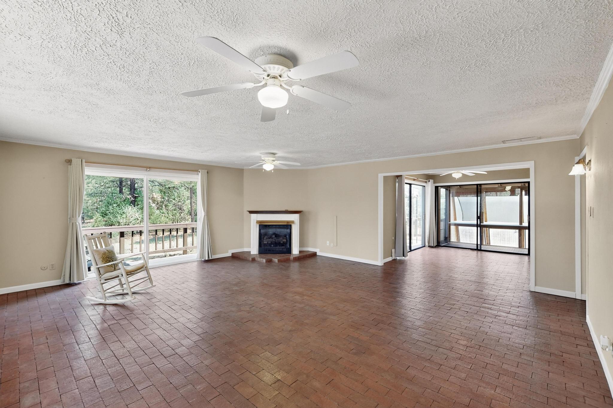 27 SUNFLOWER Drive
