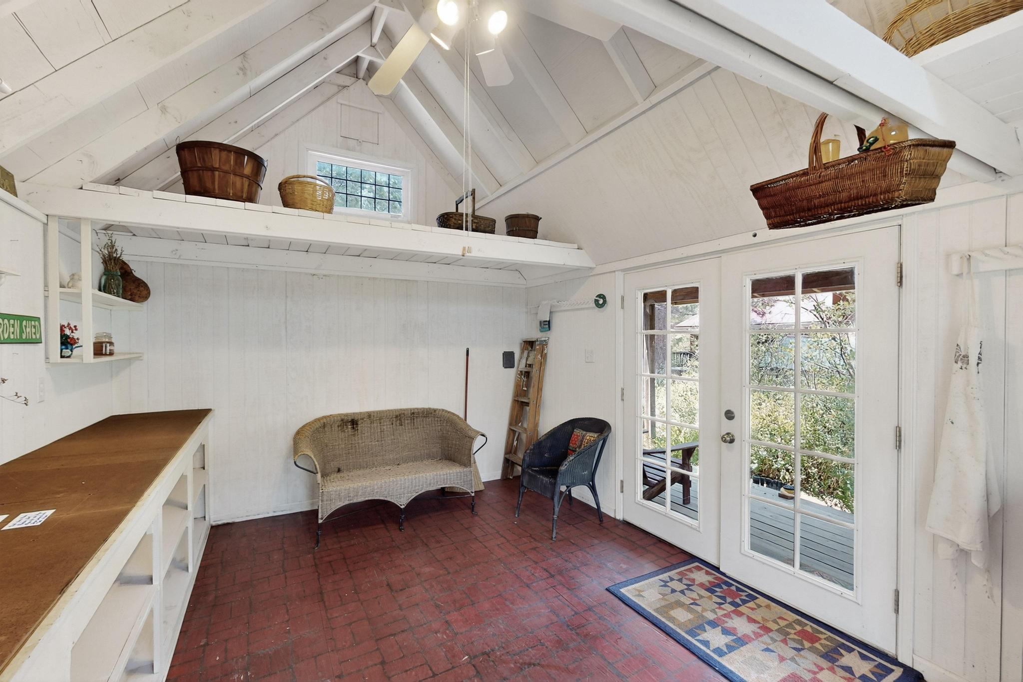 27 SUNFLOWER Drive