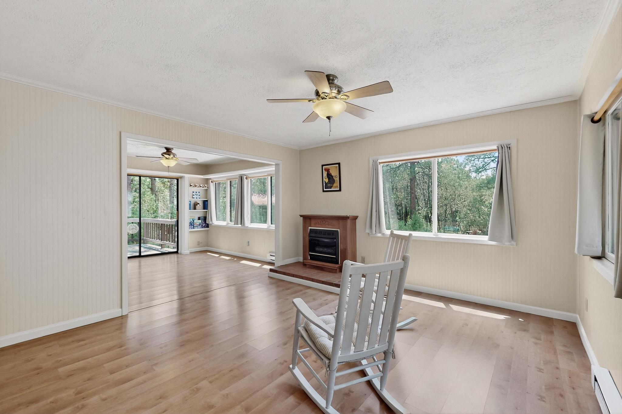 27 SUNFLOWER Drive