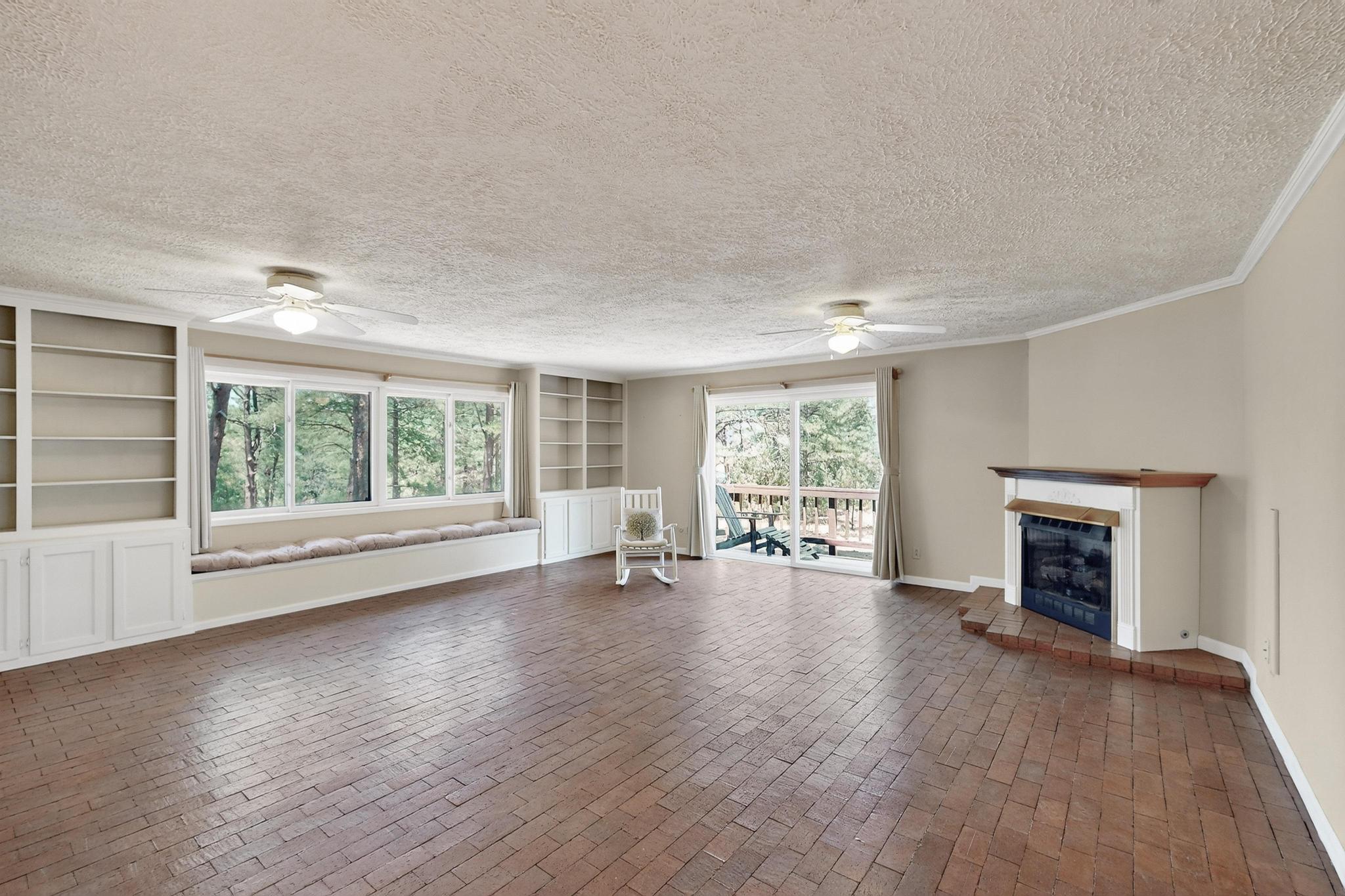 27 SUNFLOWER Drive