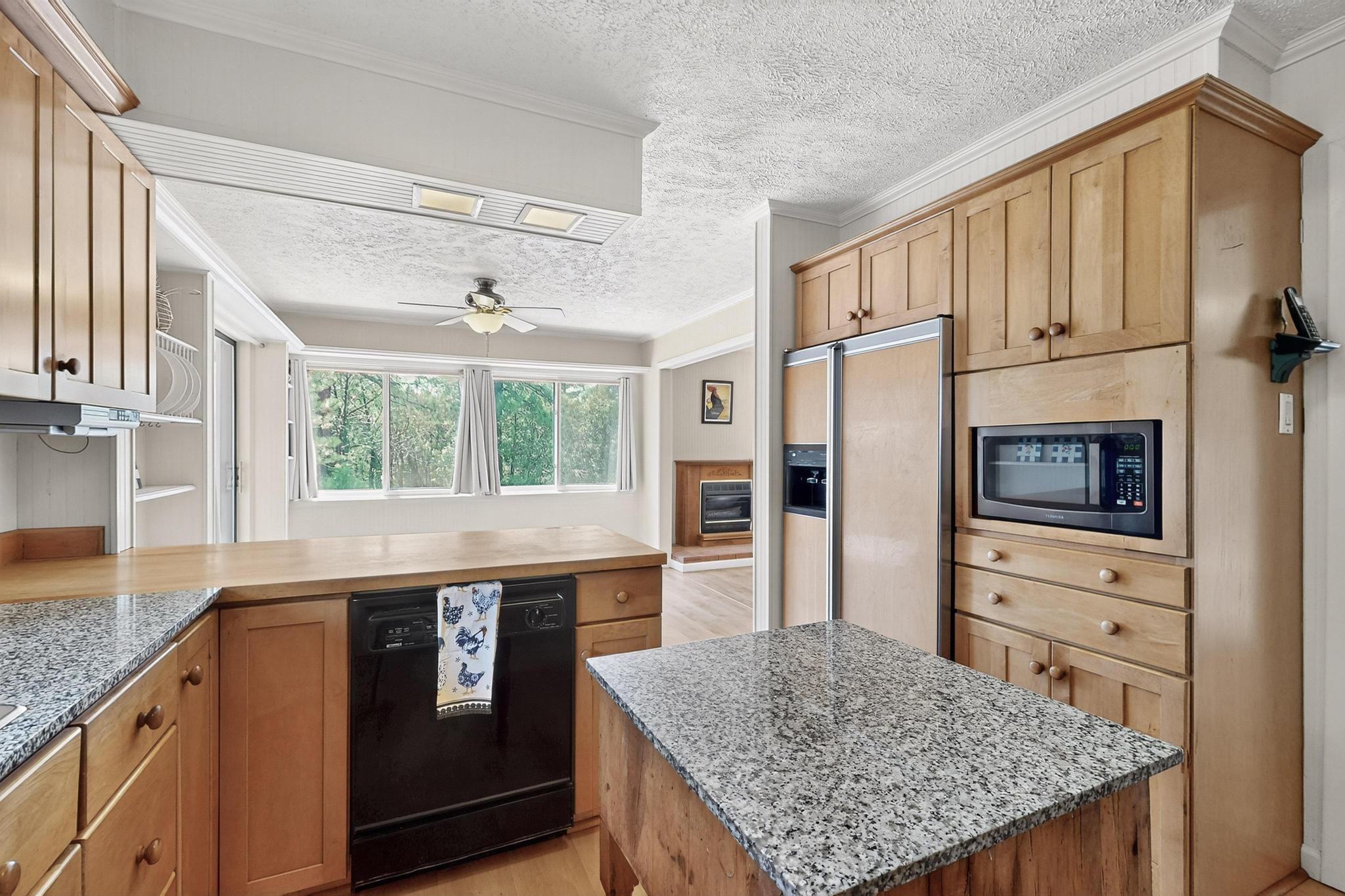 27 SUNFLOWER Drive