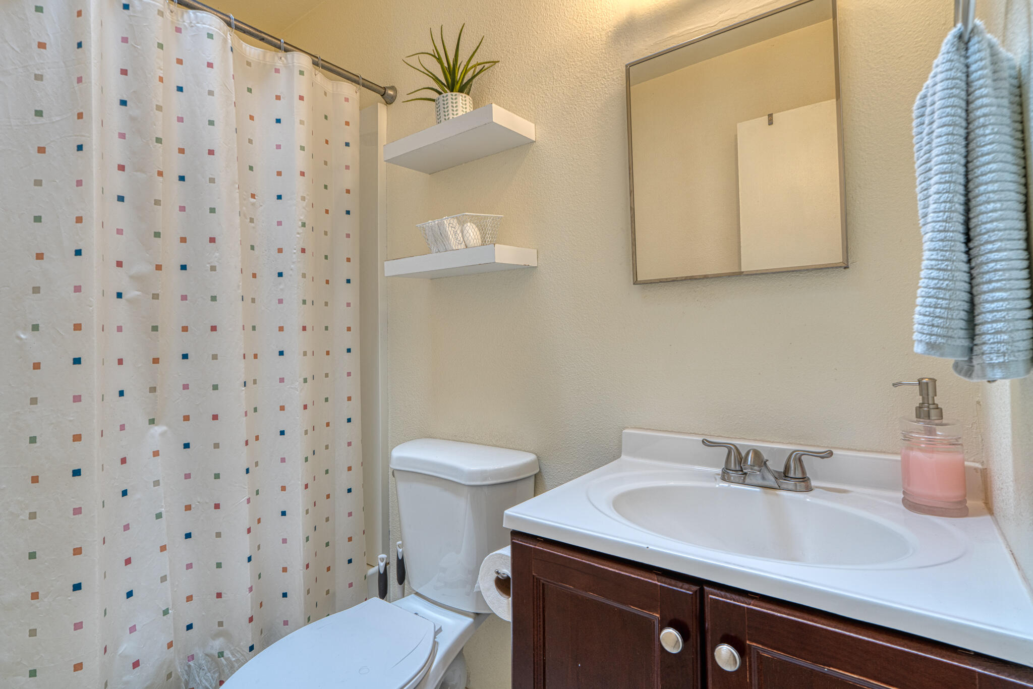 11008 FAIRBANKS Road NE