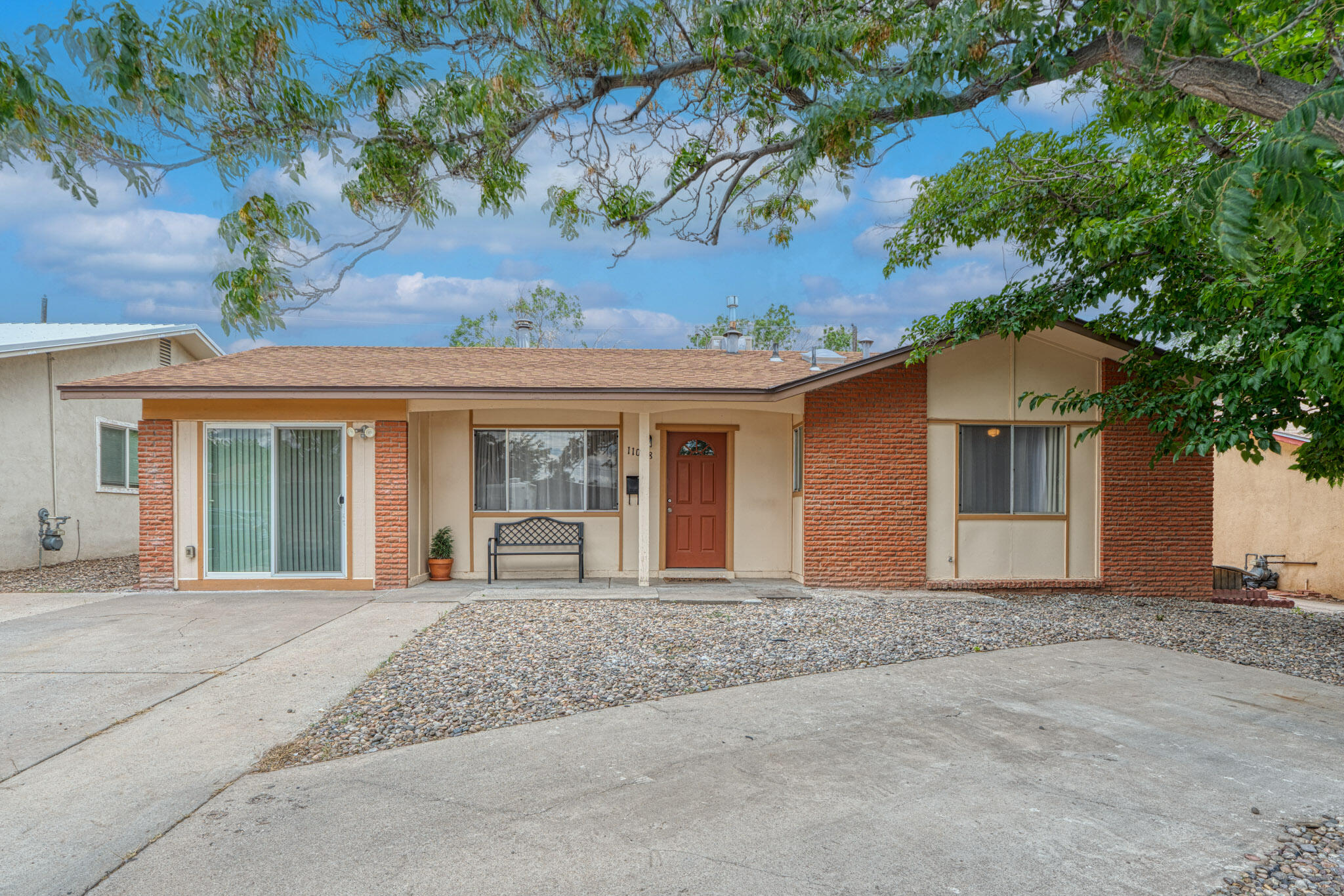 11008 FAIRBANKS Road NE