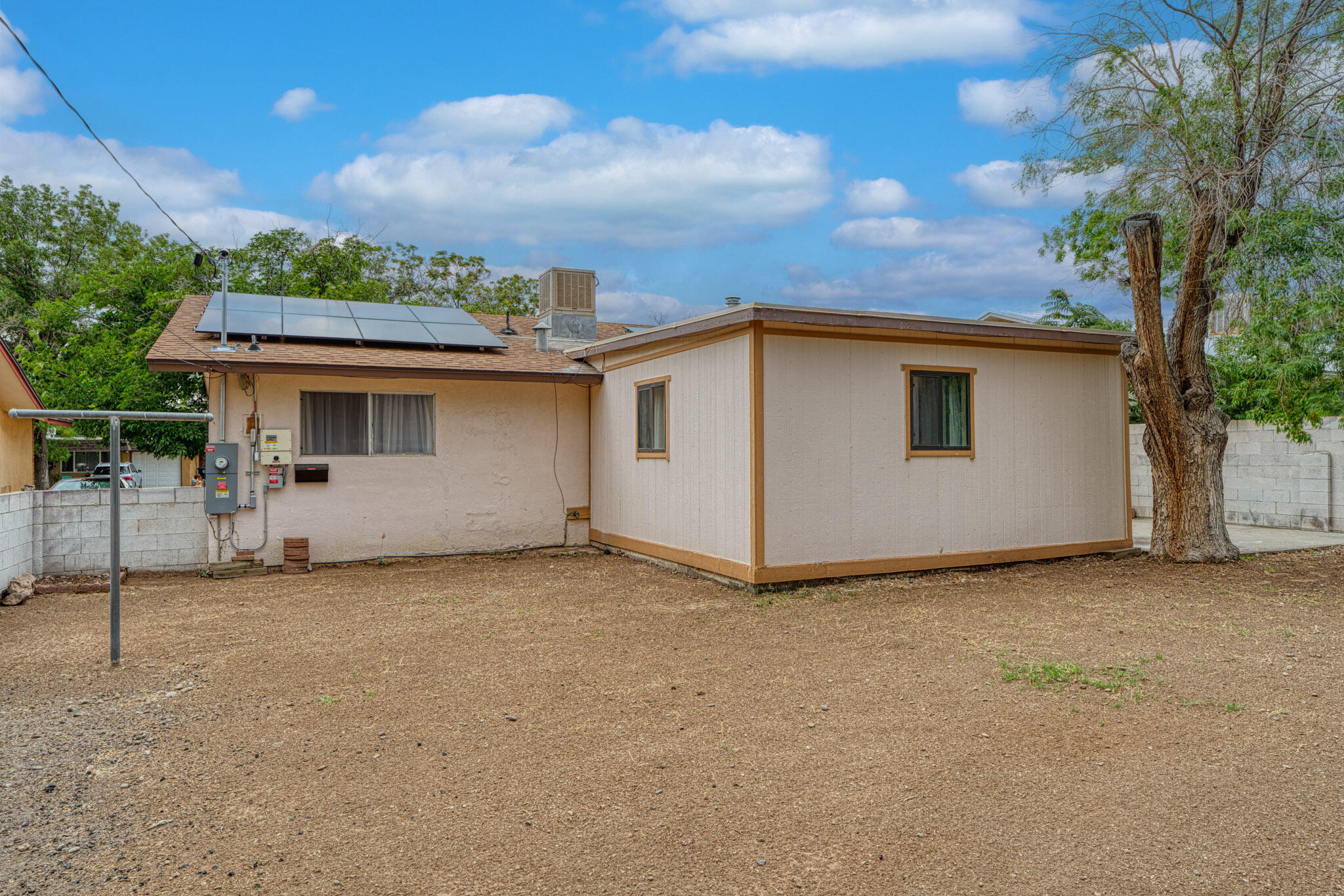 11008 FAIRBANKS Road NE