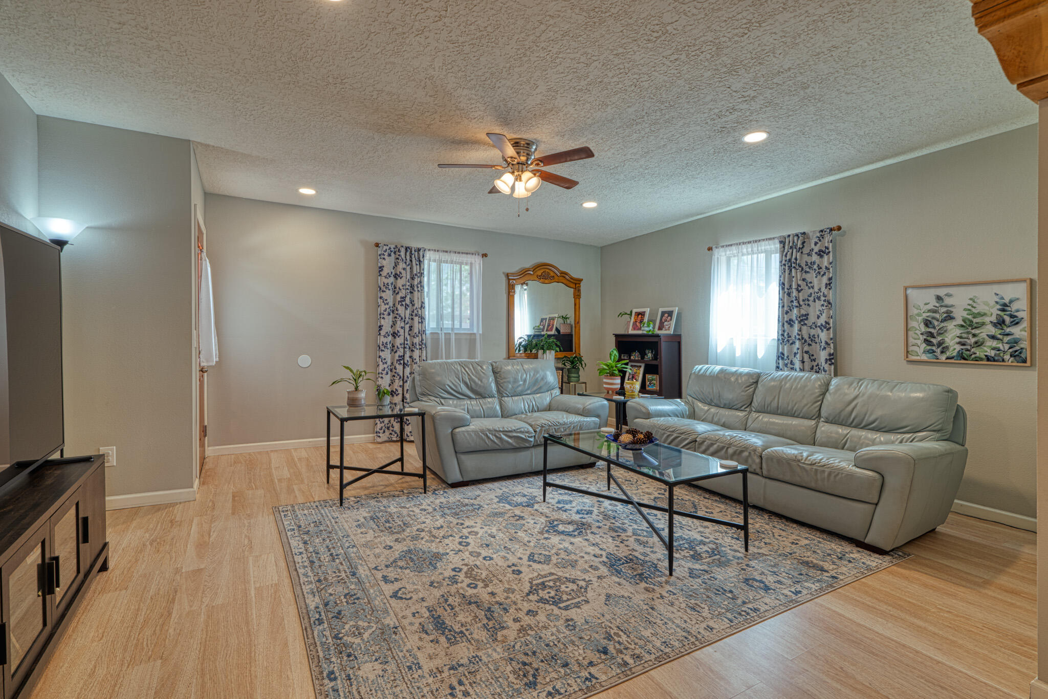 11008 FAIRBANKS Road NE