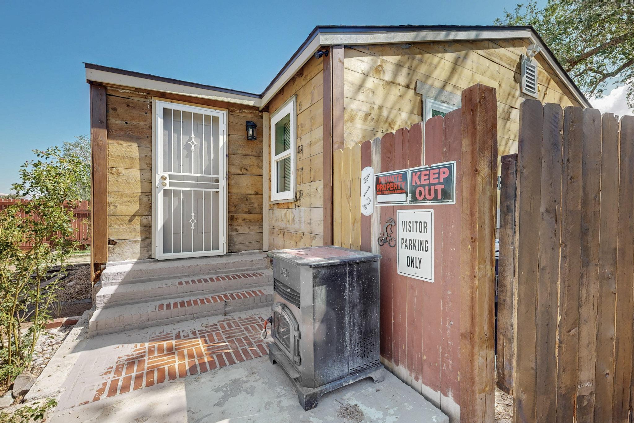 412 UTAH Street NE