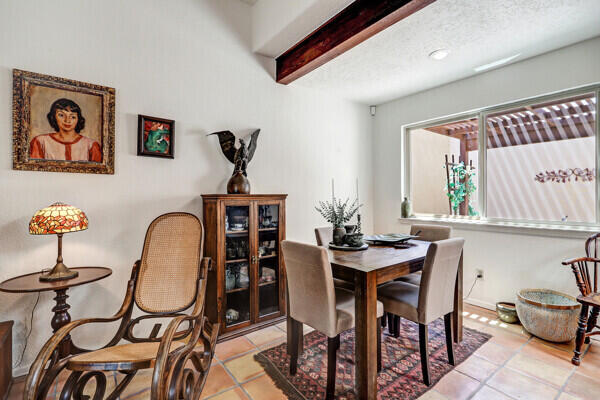 7217 Leslynne Drive NE