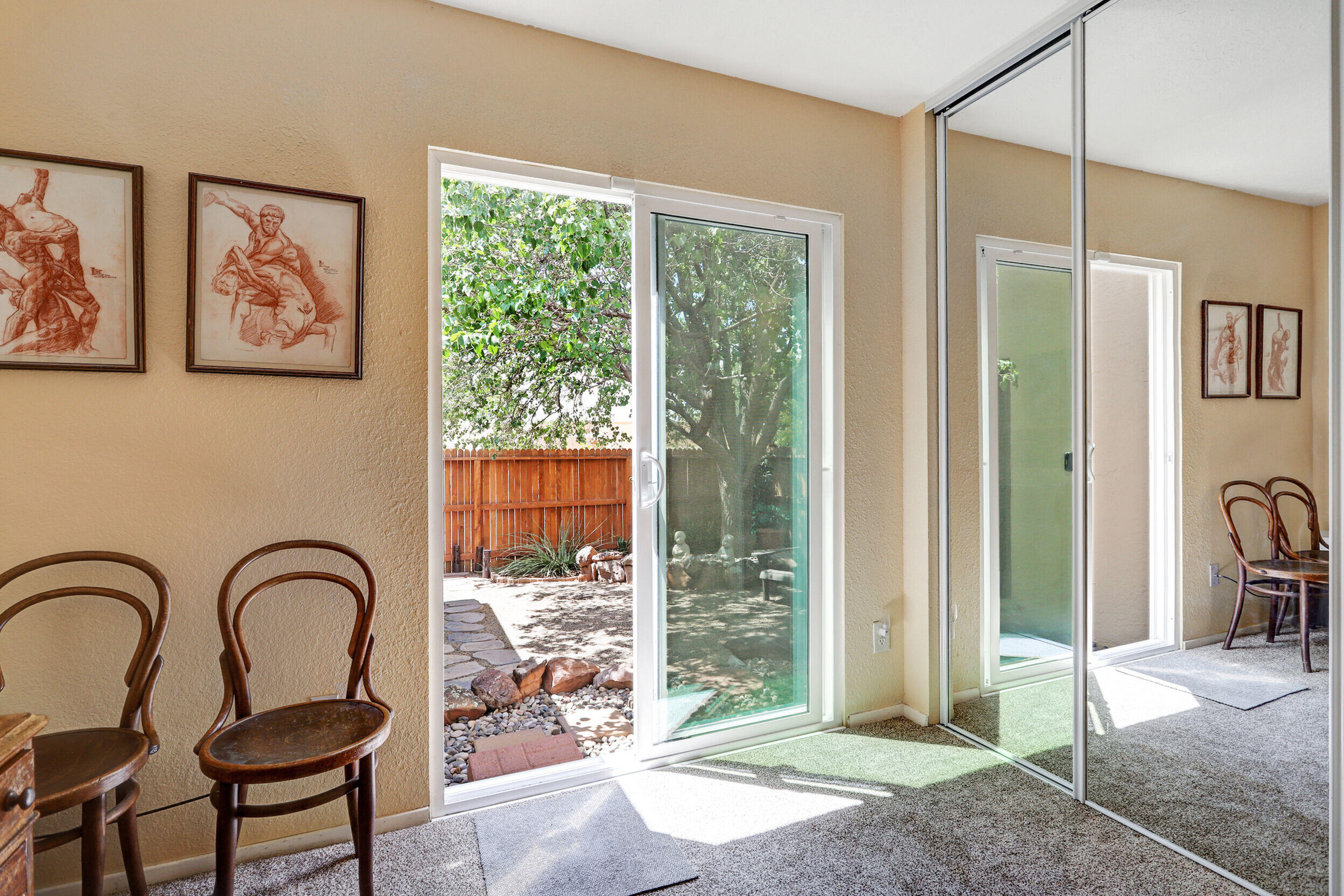 7217 Leslynne Drive NE