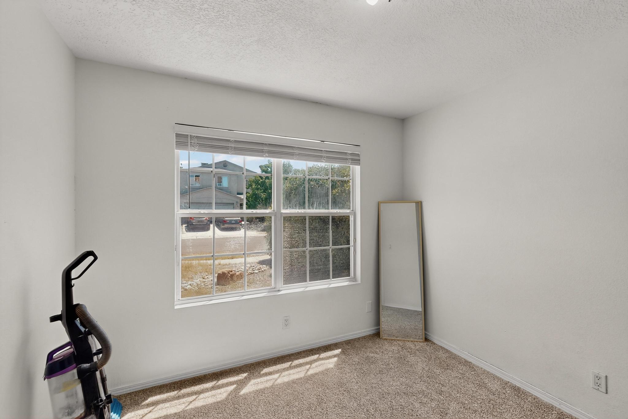 2105 SEA FOAM Street NW