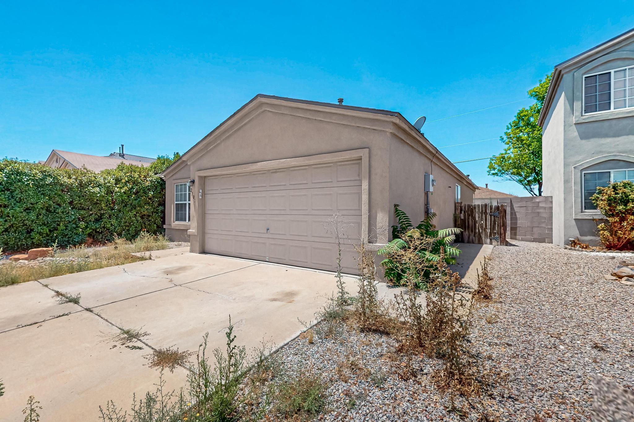 2105 SEA FOAM Street NW