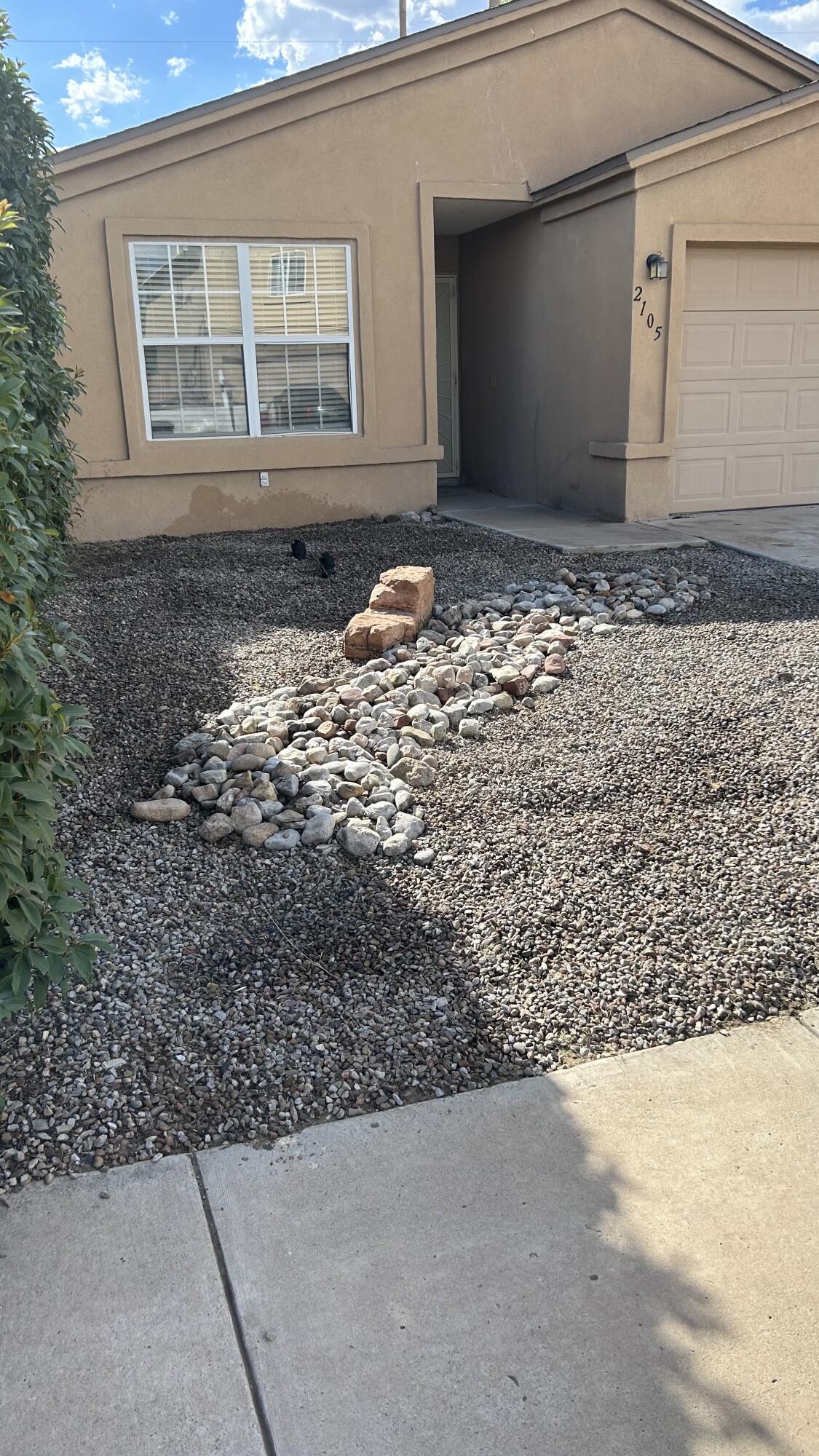 2105 SEA FOAM Street NW