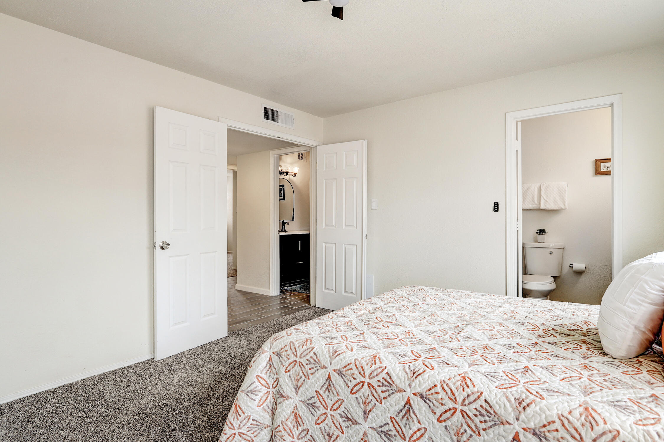 804 Landmark Street NW