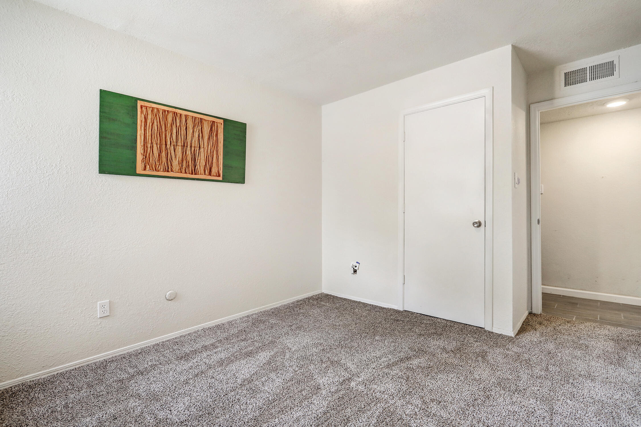 804 Landmark Street NW