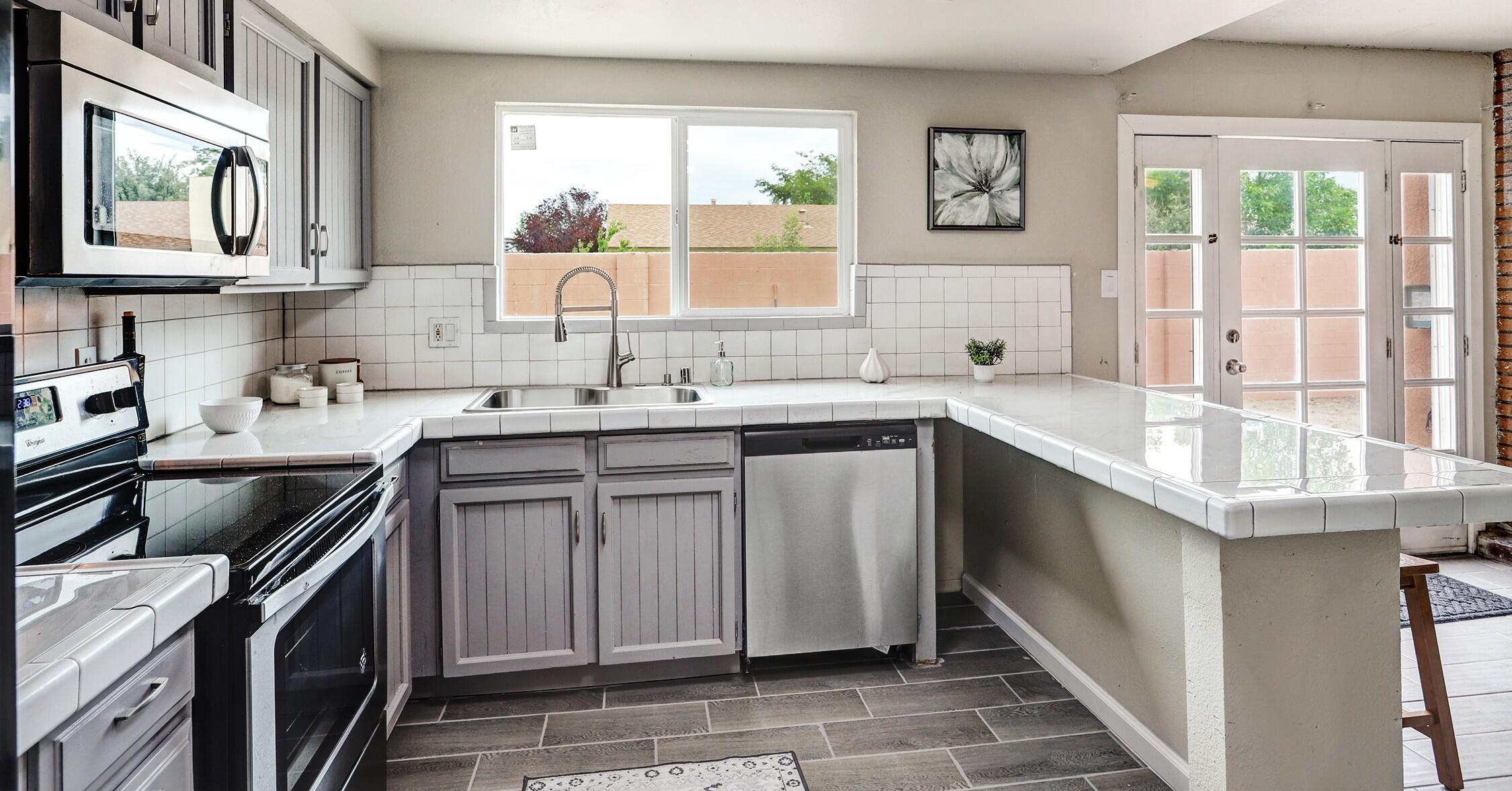 804 Landmark Street NW