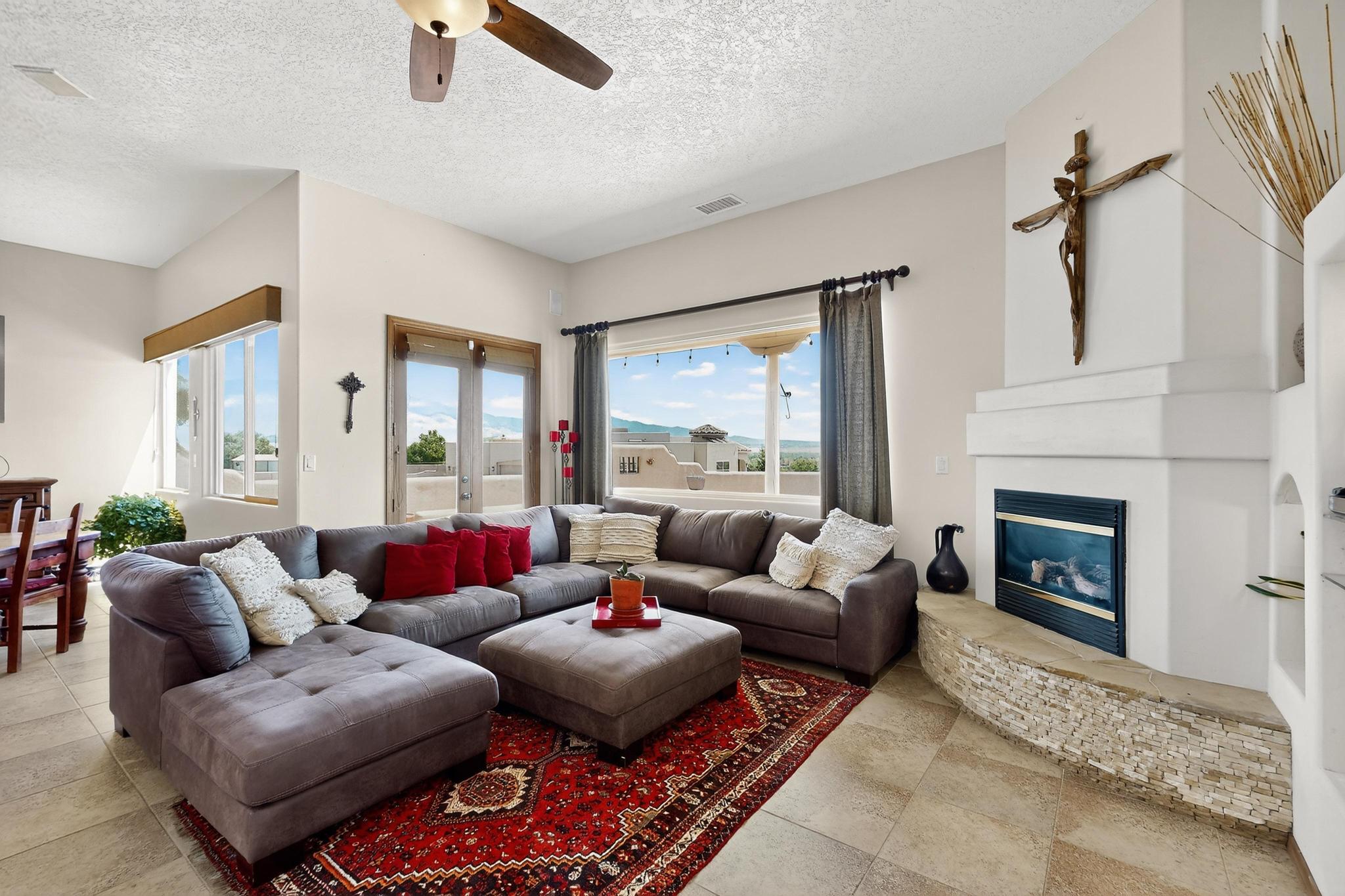 5897 RIO SALADO Loop NE