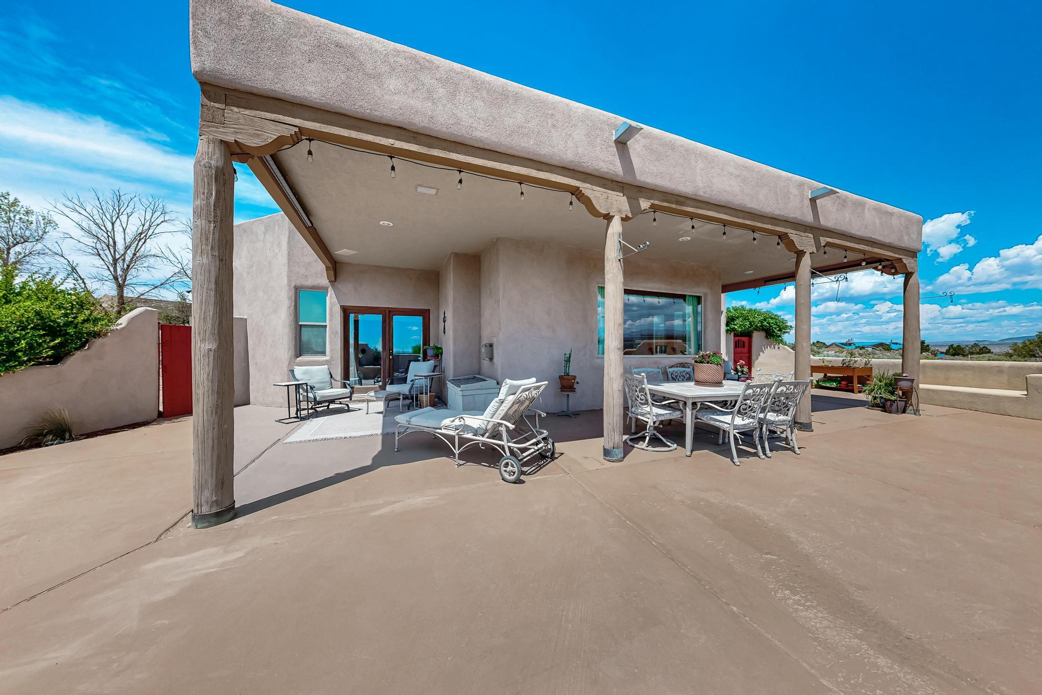 5897 RIO SALADO Loop NE