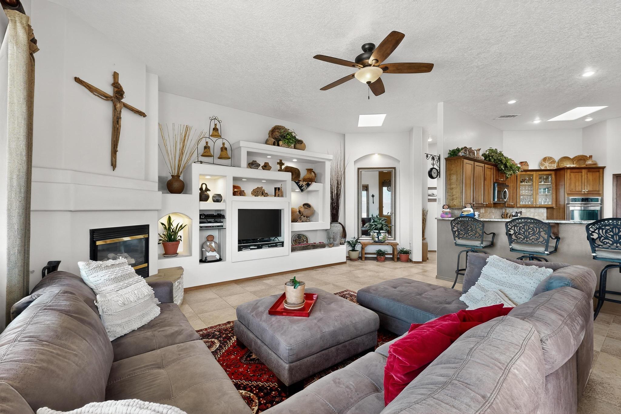 5897 RIO SALADO Loop NE