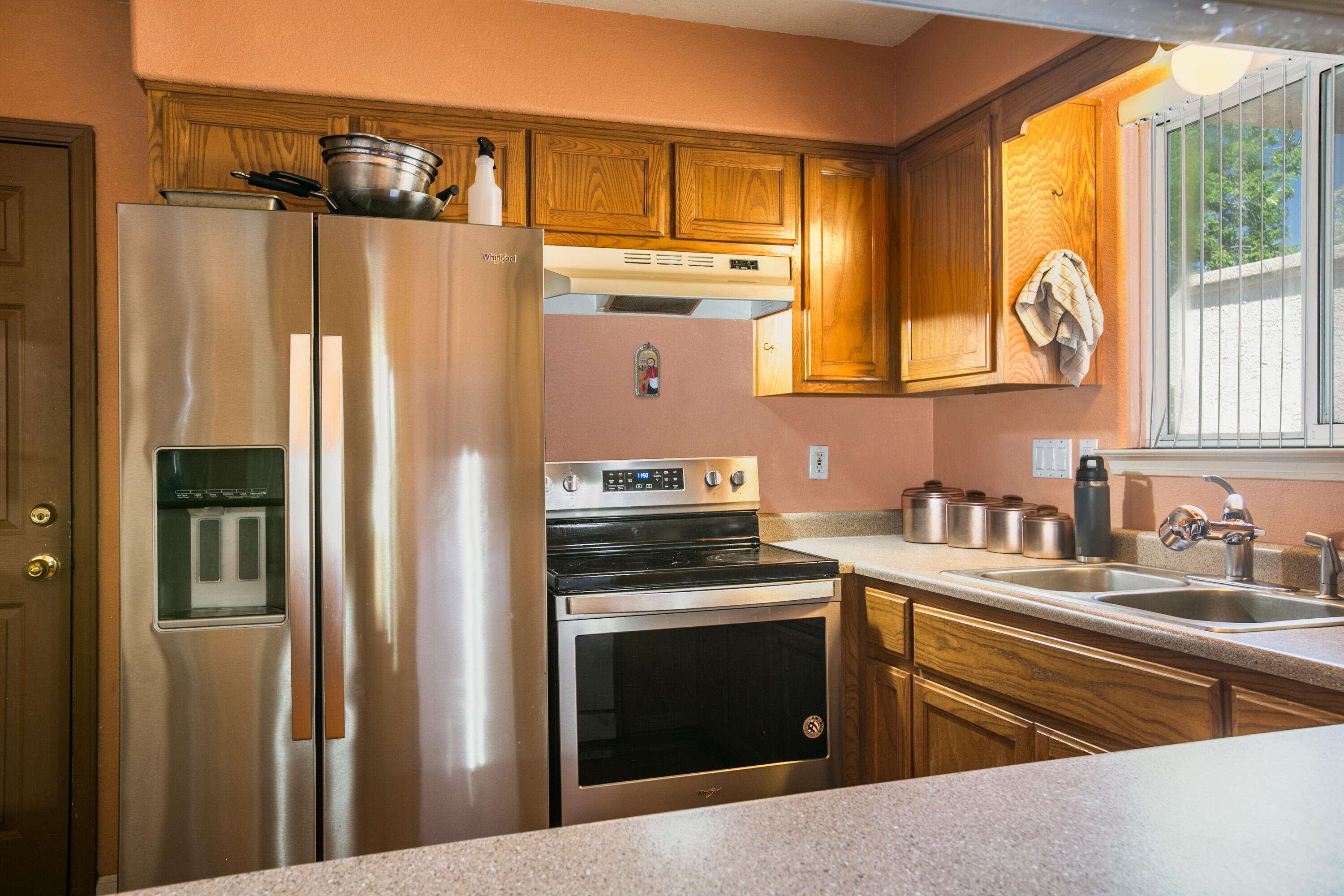 214 MANZANO Street NE B