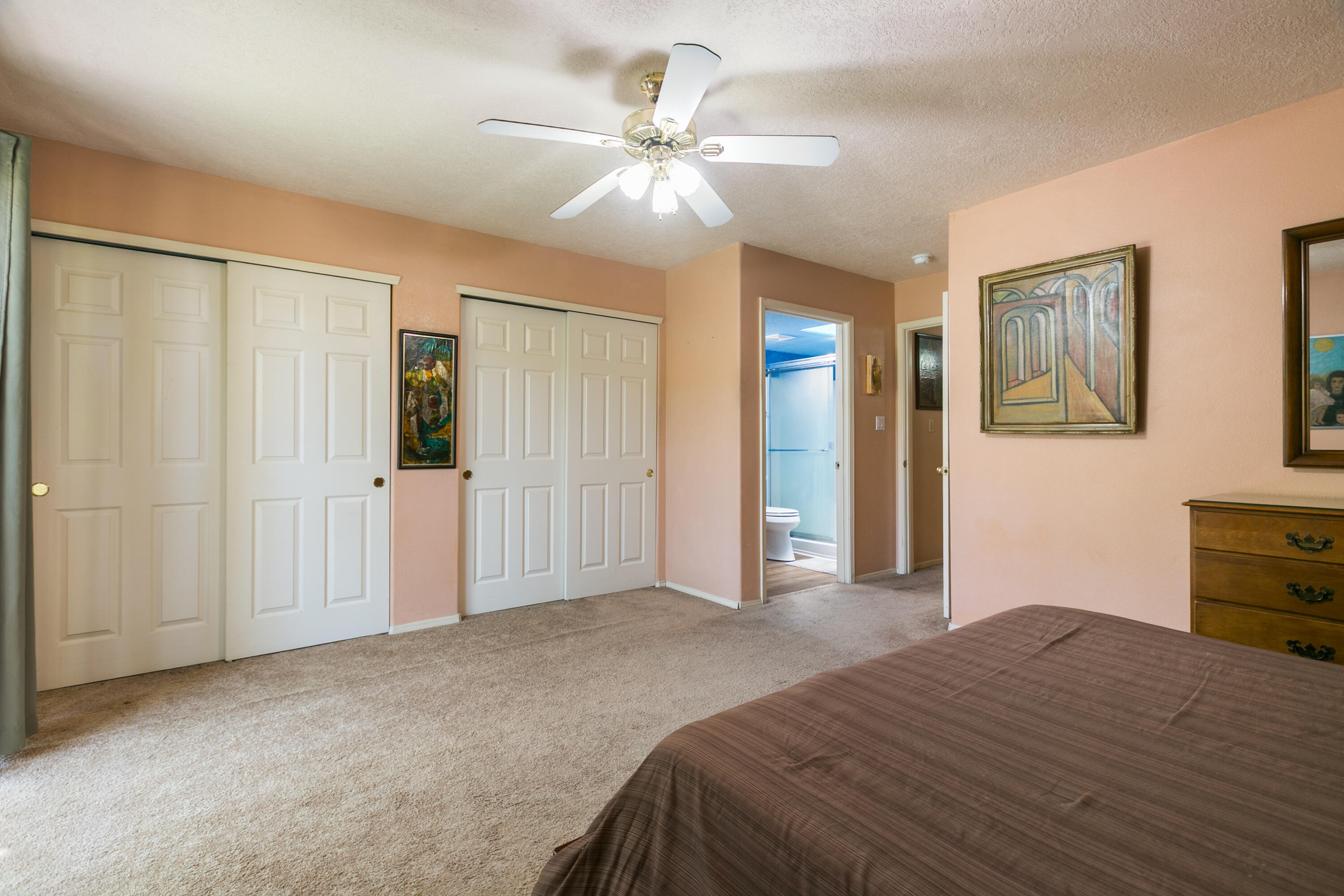 214 MANZANO Street NE B