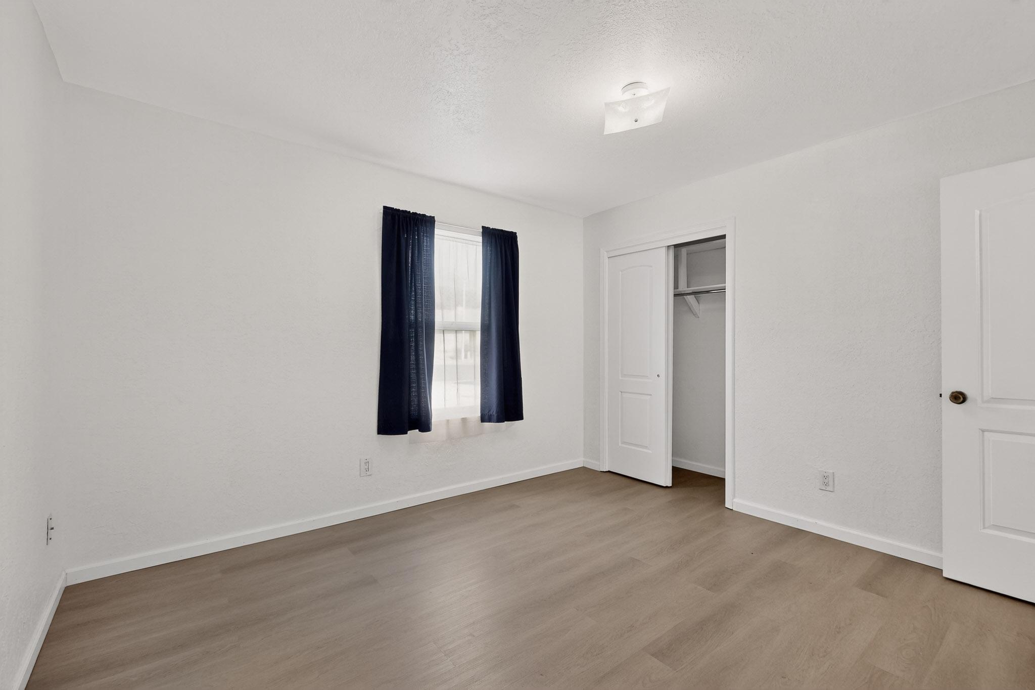 1107 HUPMOBILE Drive NE