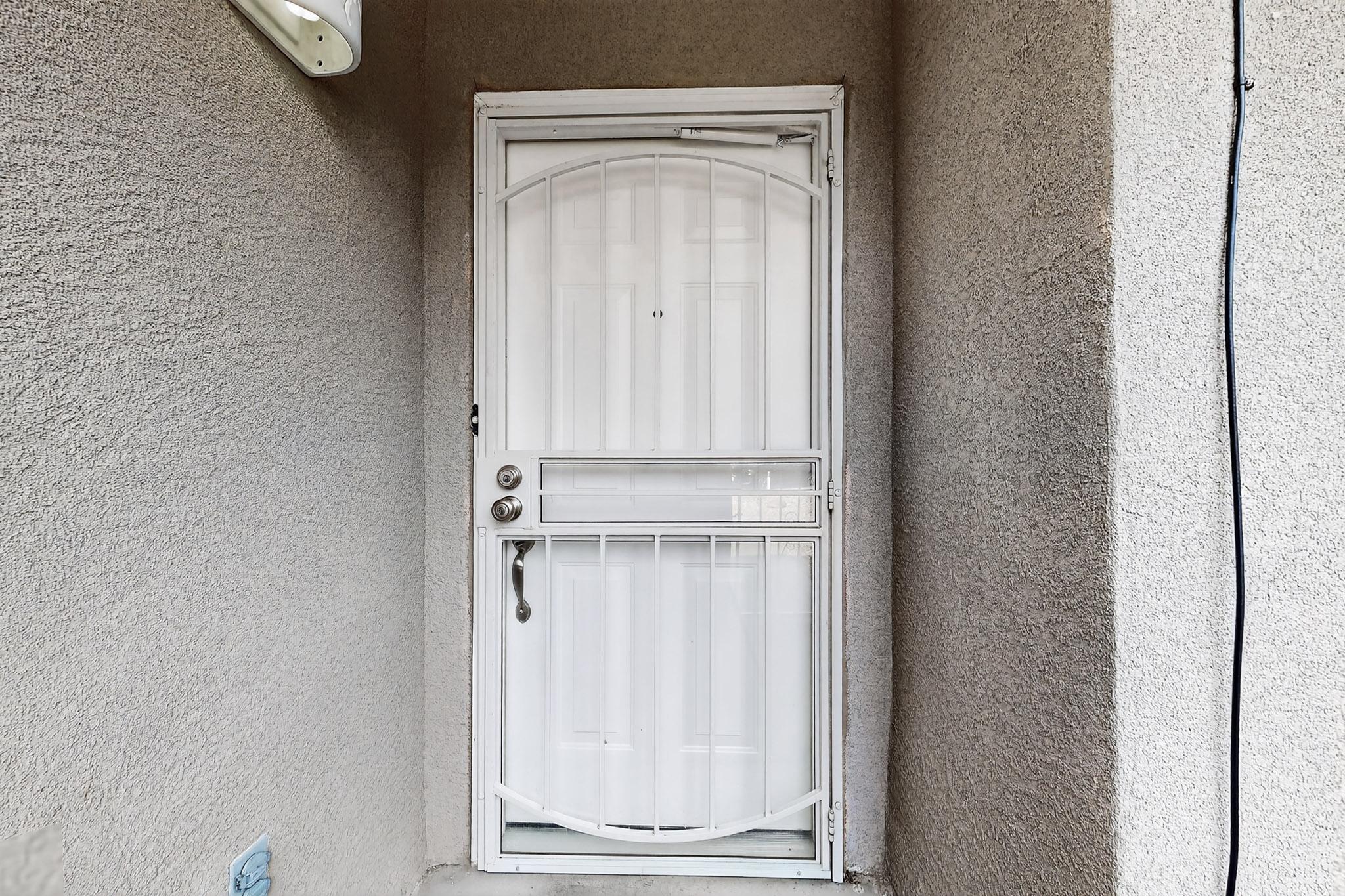 1107 HUPMOBILE Drive NE