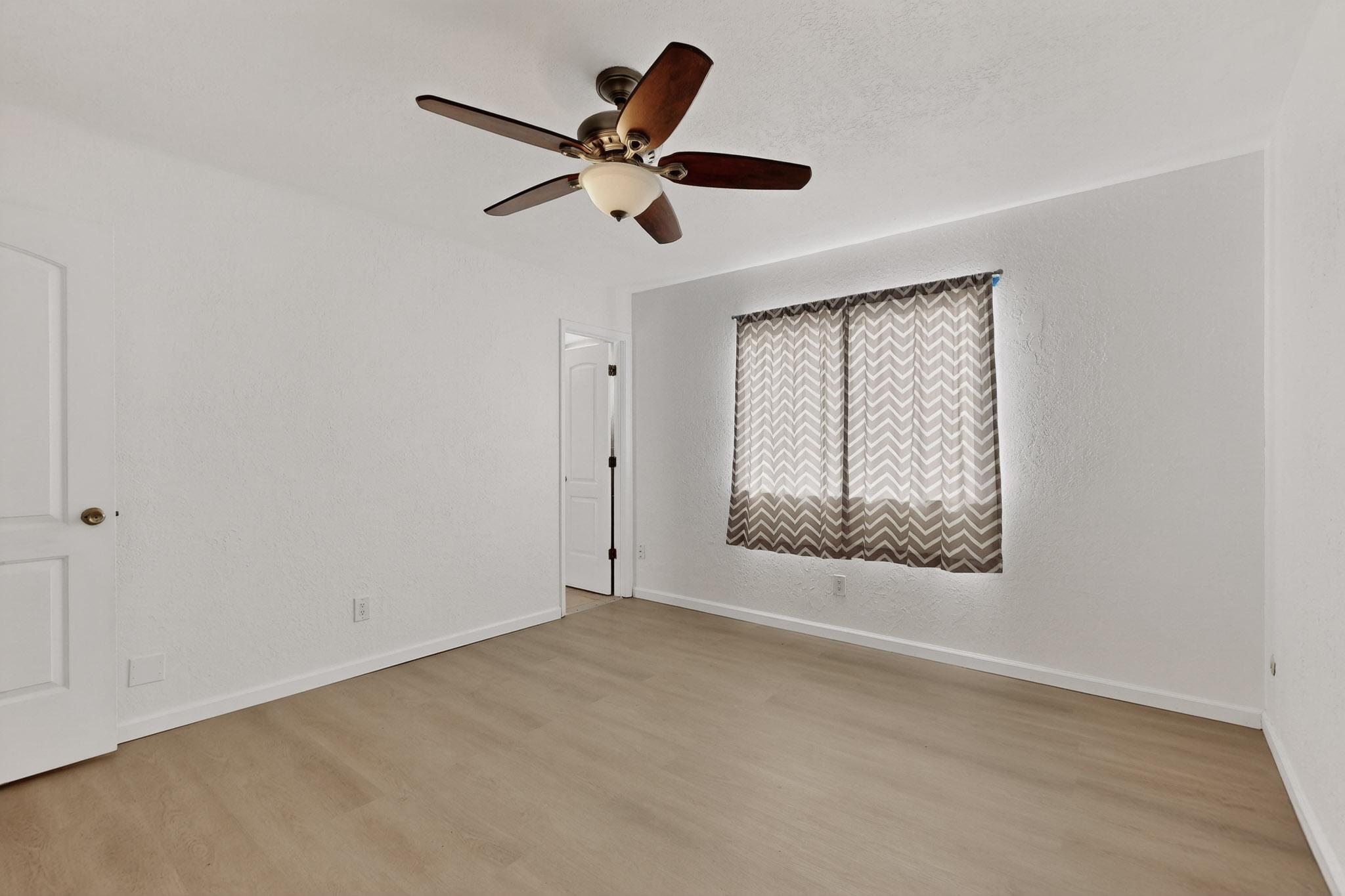 1107 HUPMOBILE Drive NE