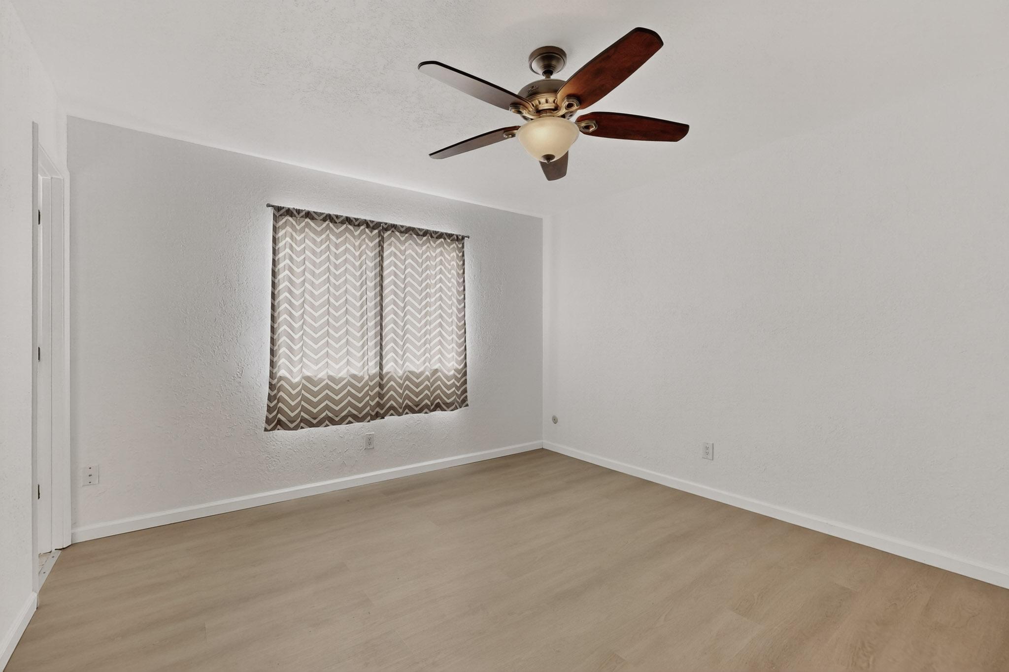 1107 HUPMOBILE Drive NE