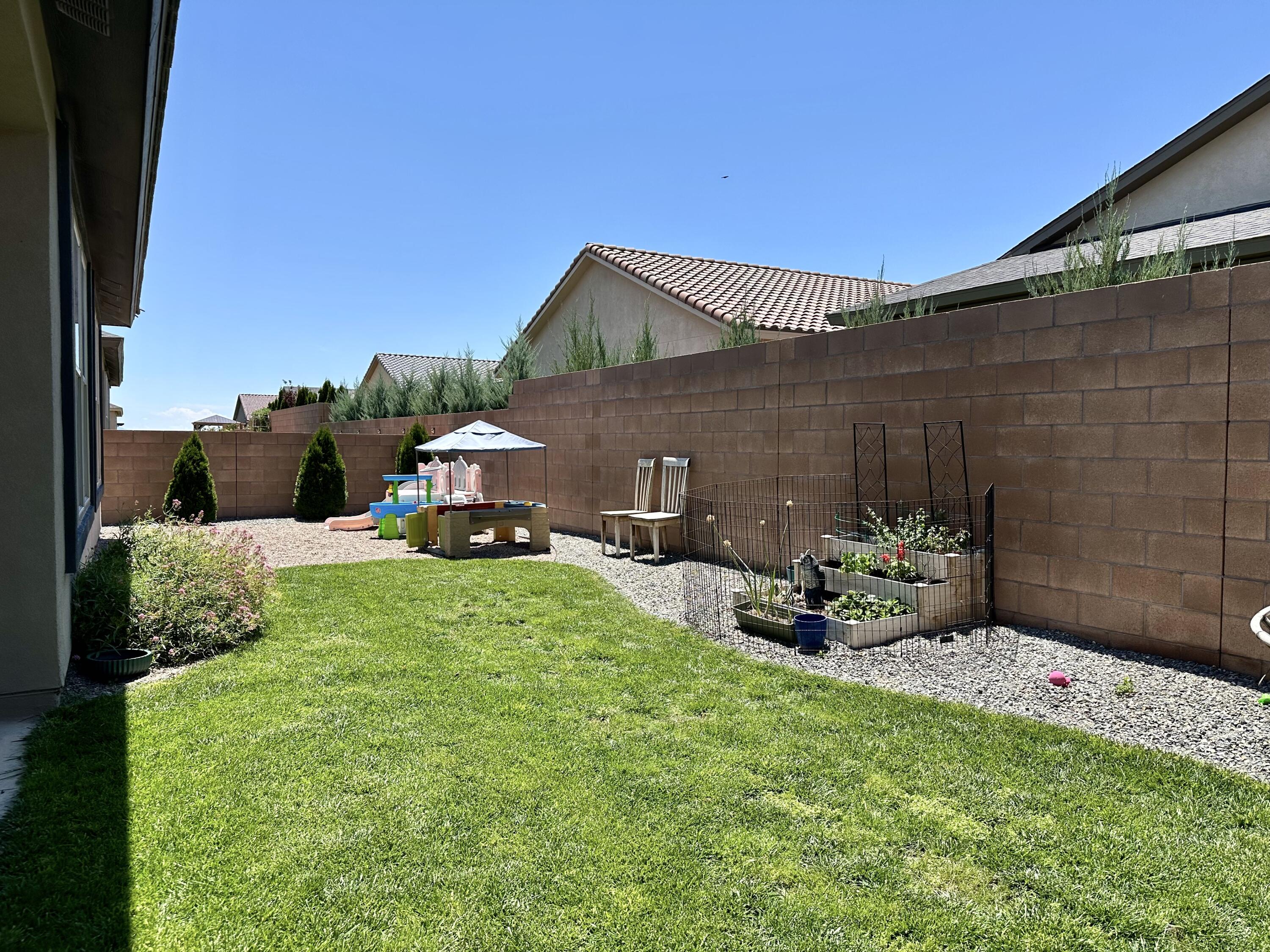 6105 WYETH Drive SE