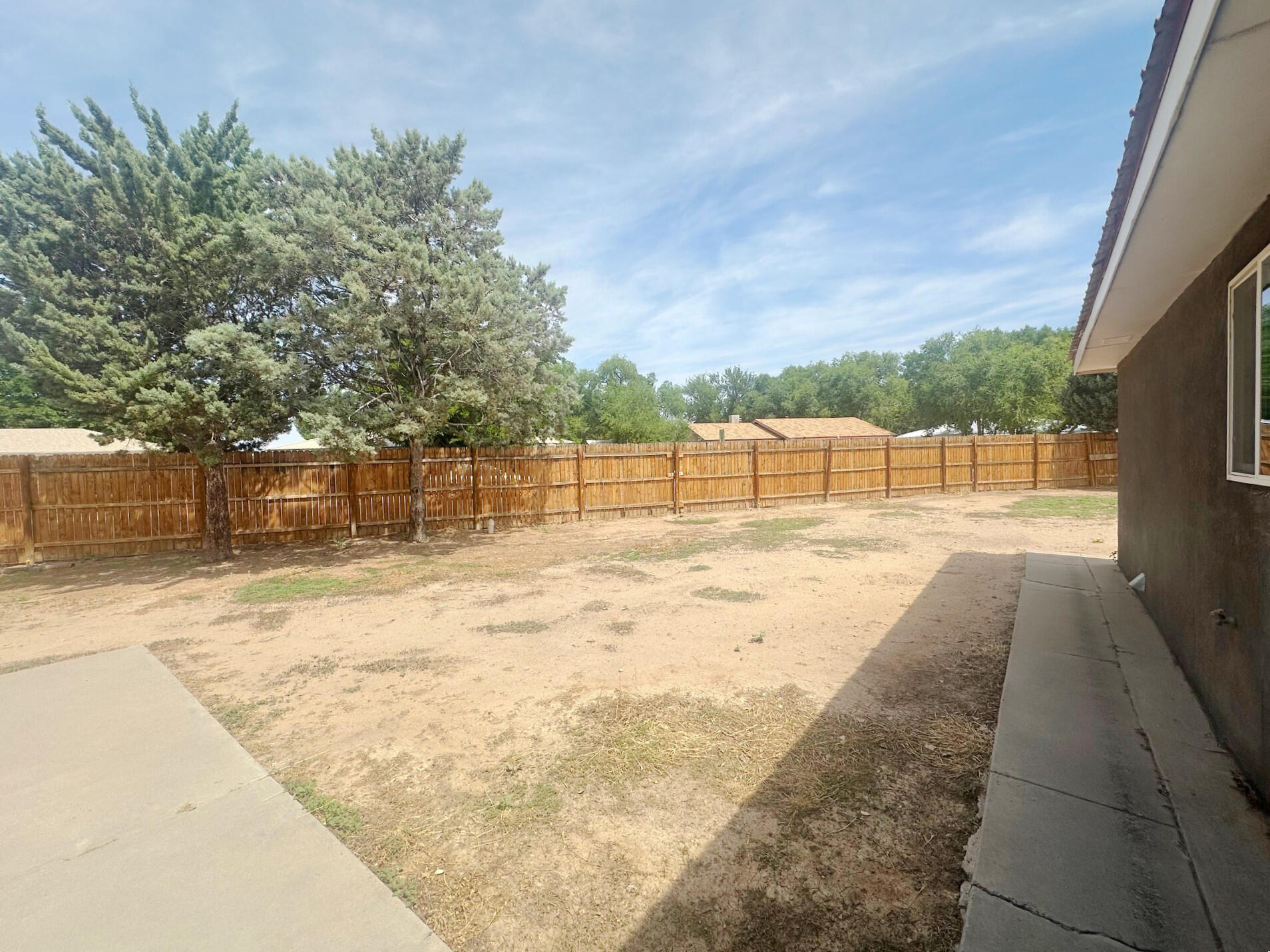 325 VERDE Drive SW