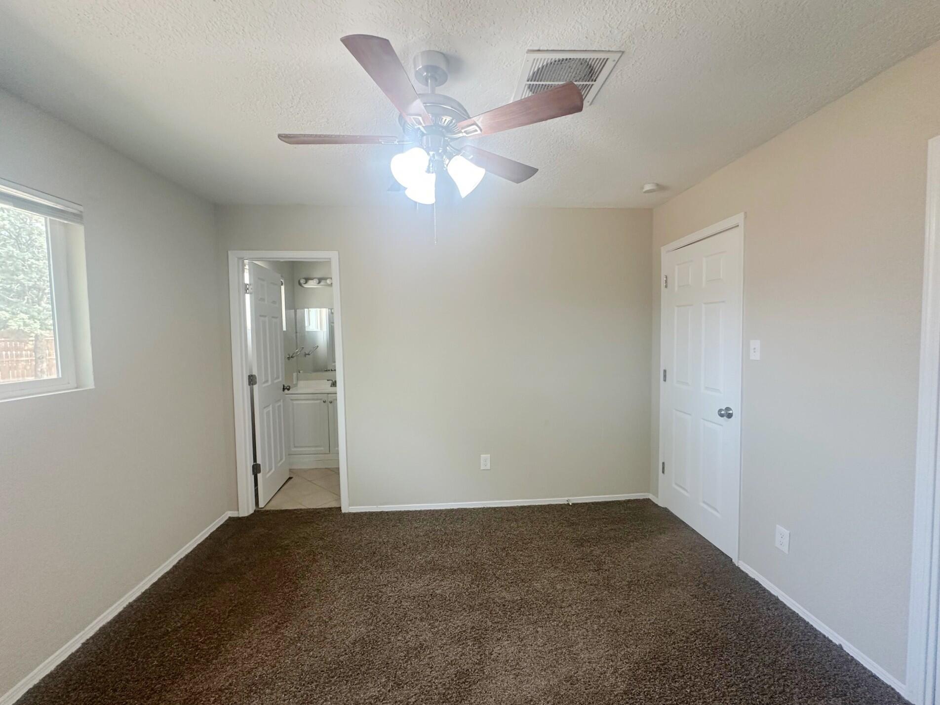 325 VERDE Drive SW