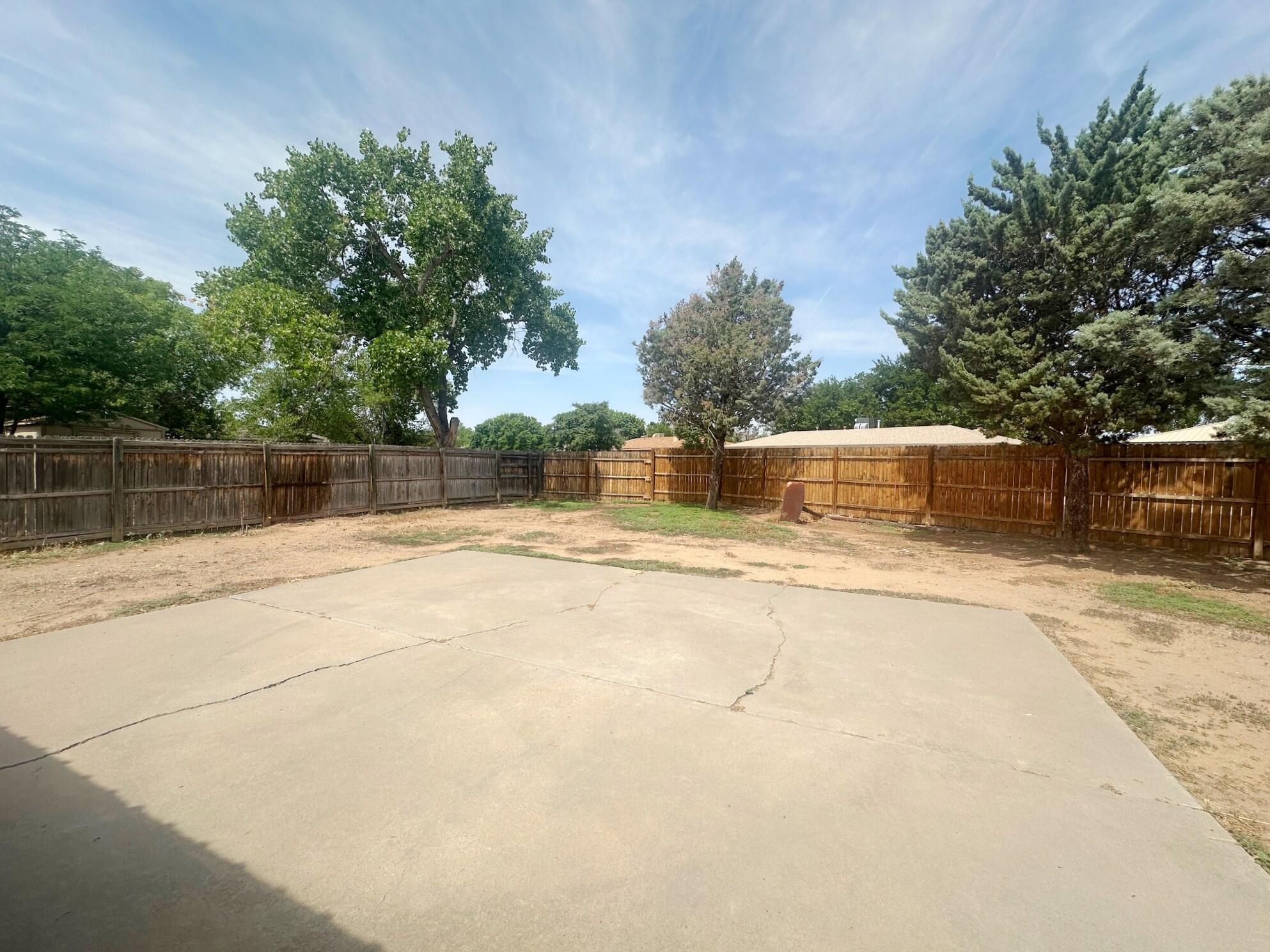 325 VERDE Drive SW
