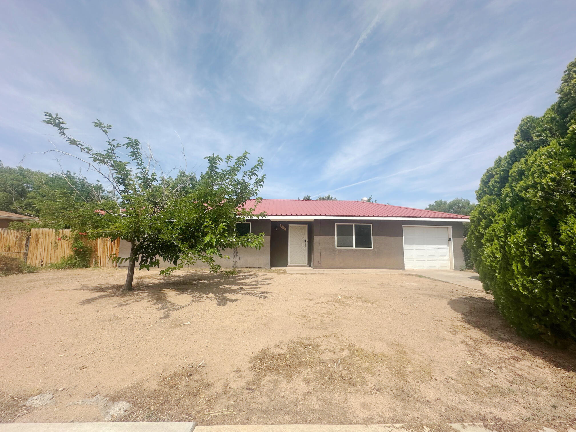 325 VERDE Drive SW