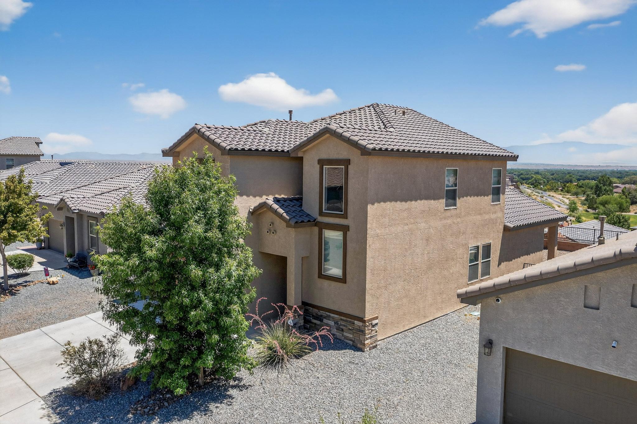 1811 VALLE VISTA Road NW