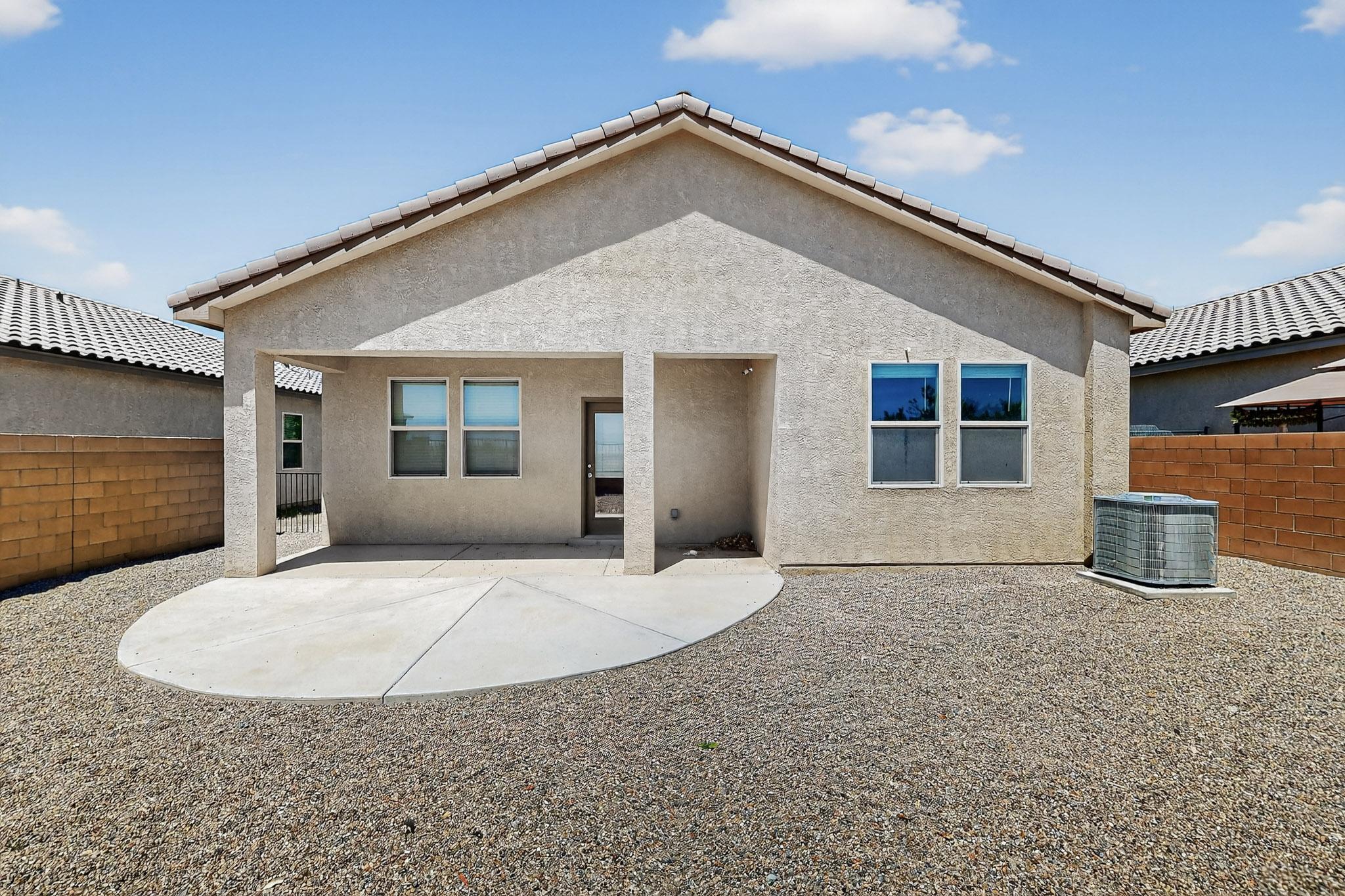 1811 VALLE VISTA Road NW
