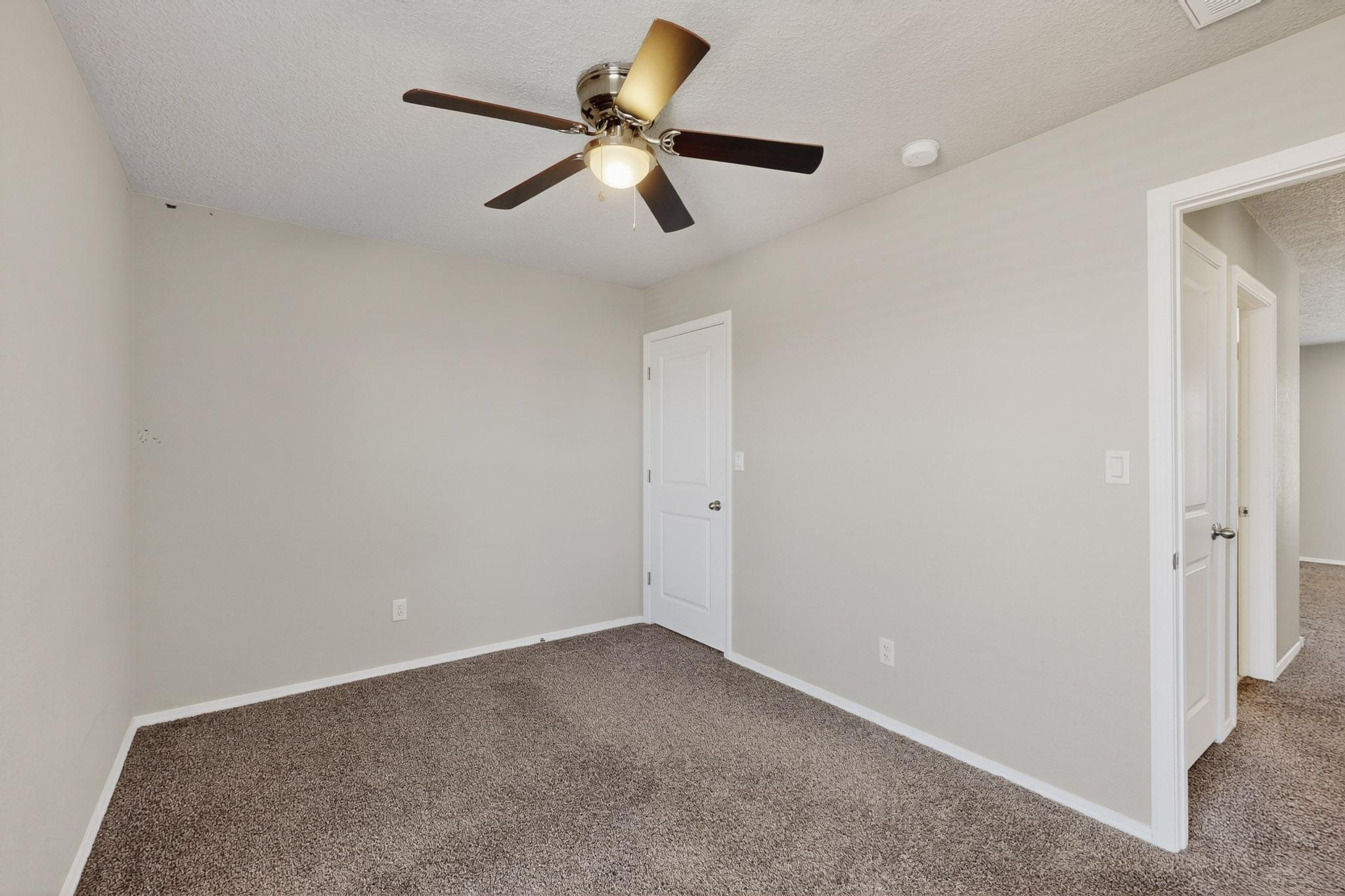 1811 VALLE VISTA Road NW