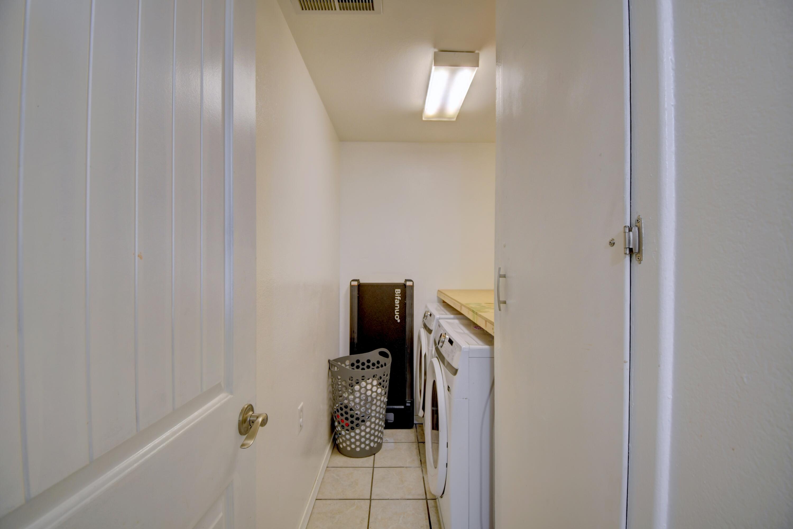 1020 BETTS Street NE