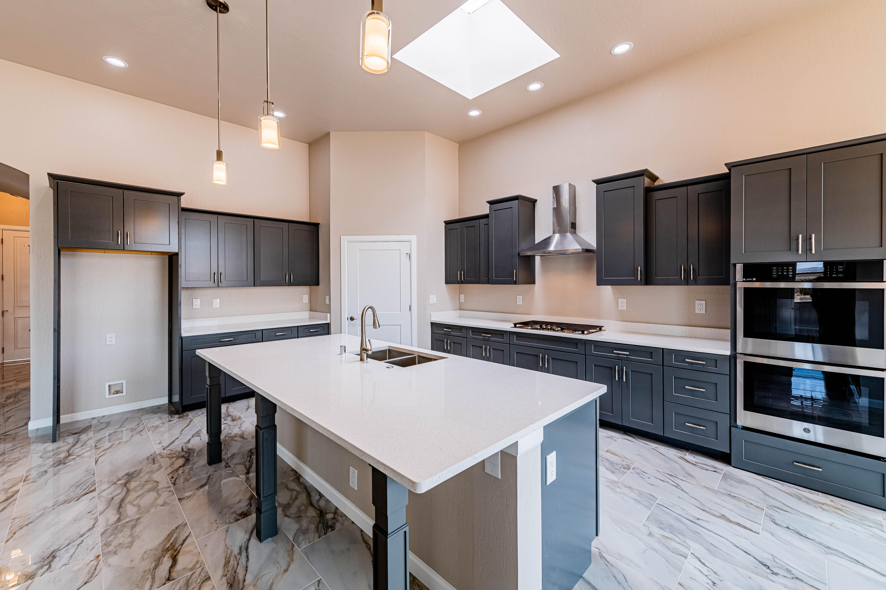 605 Colorado Mountain Road NE
